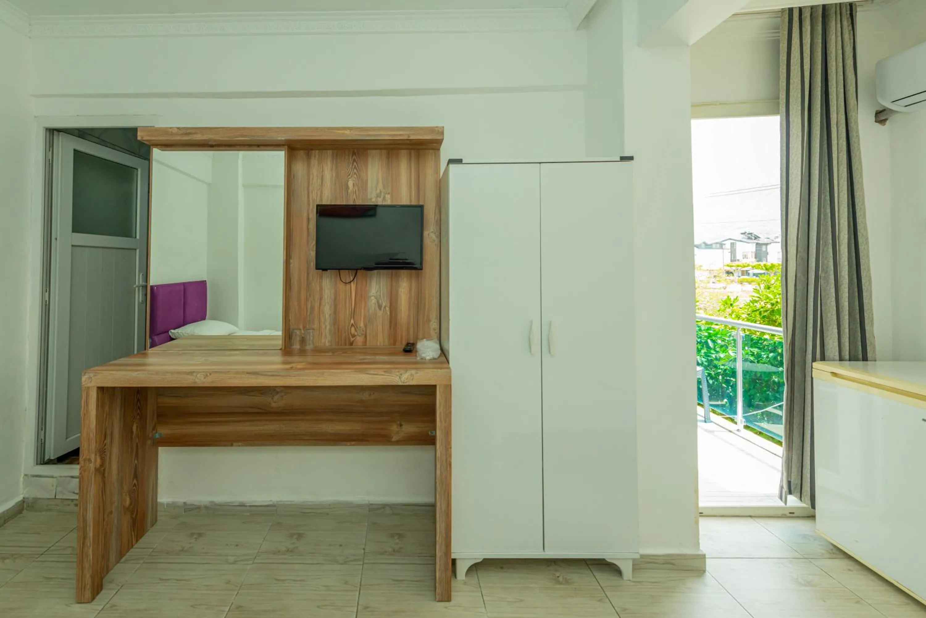 TV and multimedia in Aliş Hotel Fethiye