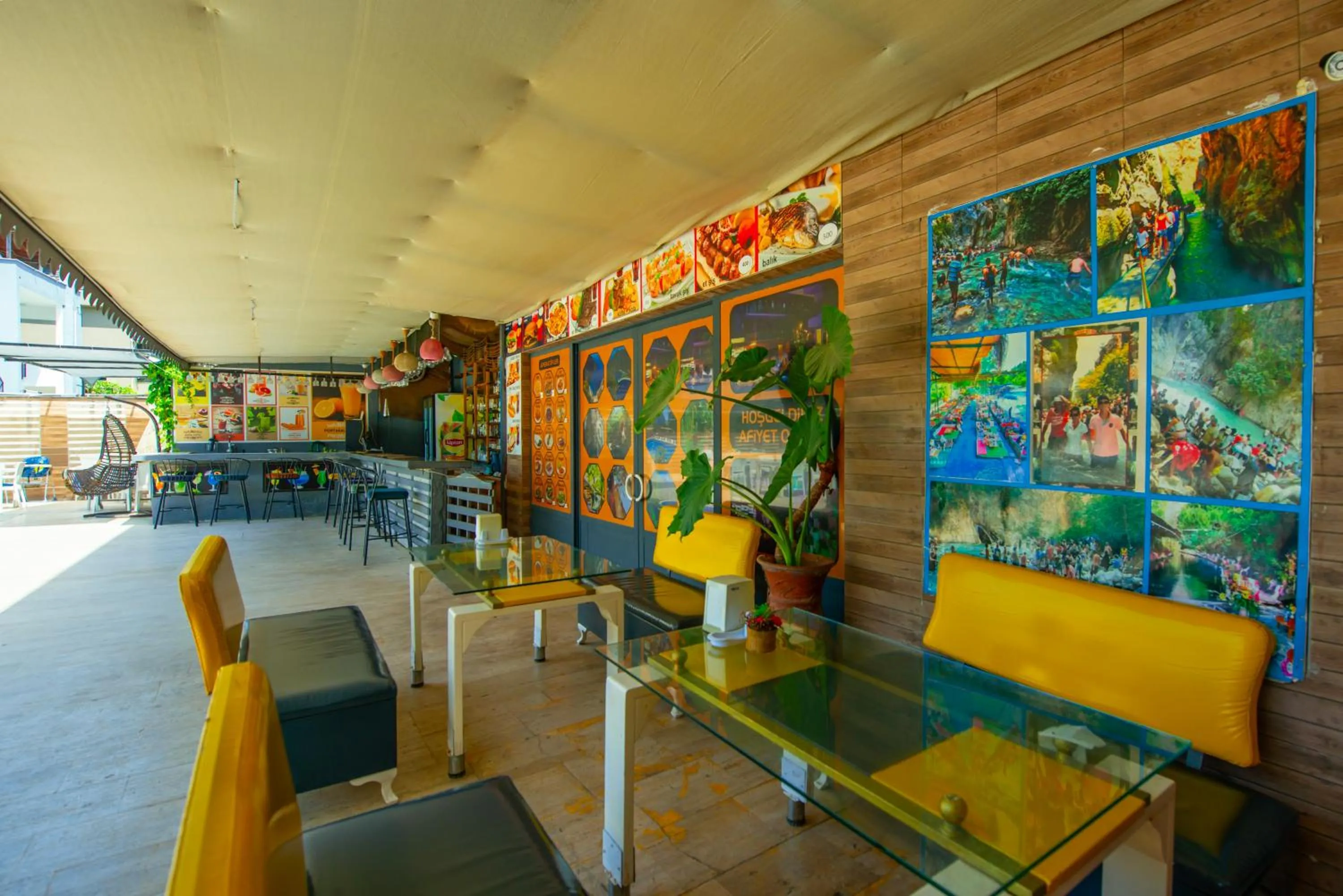 Restaurant/places to eat in Aliş Hotel Fethiye