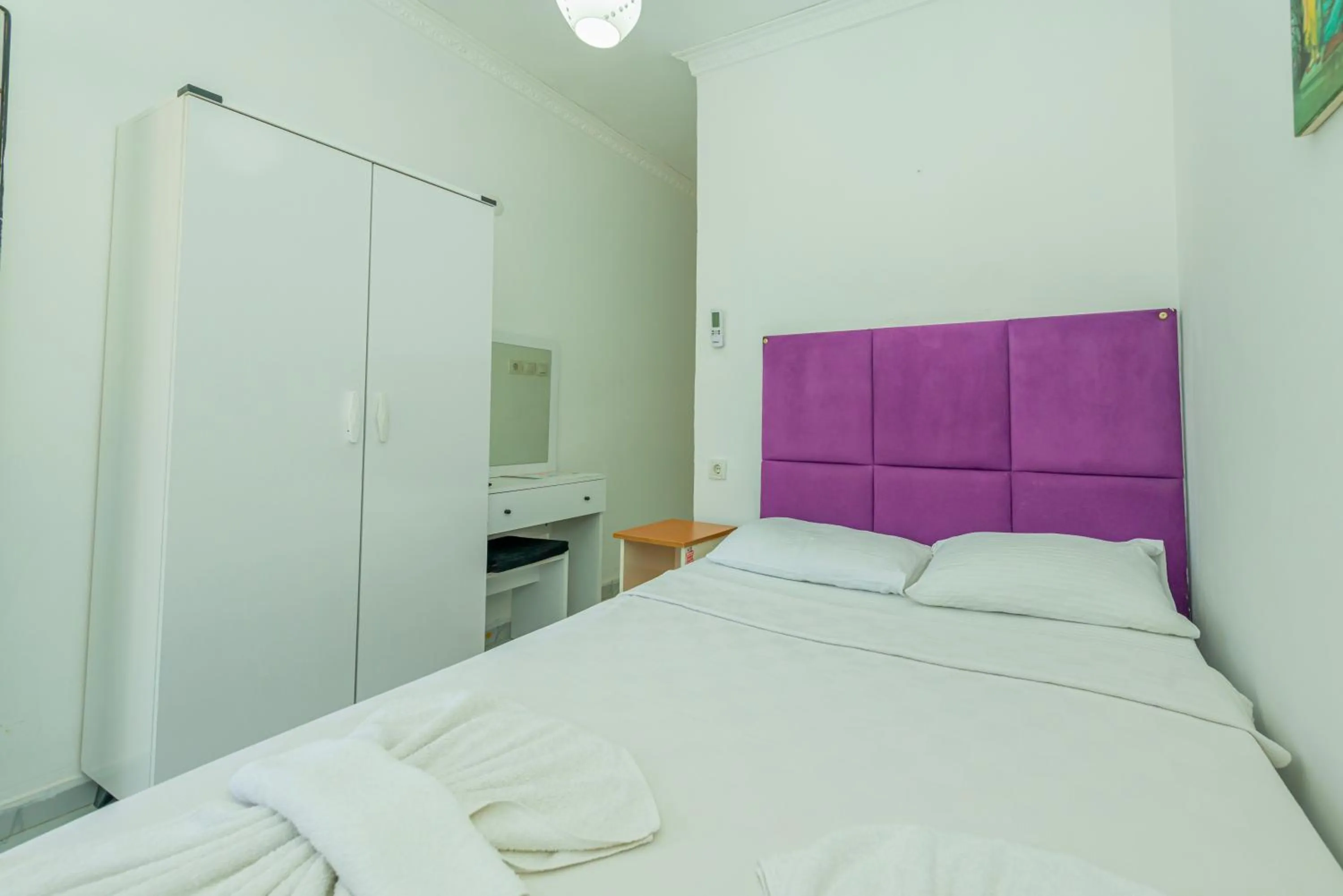 Bed in Aliş Hotel Fethiye