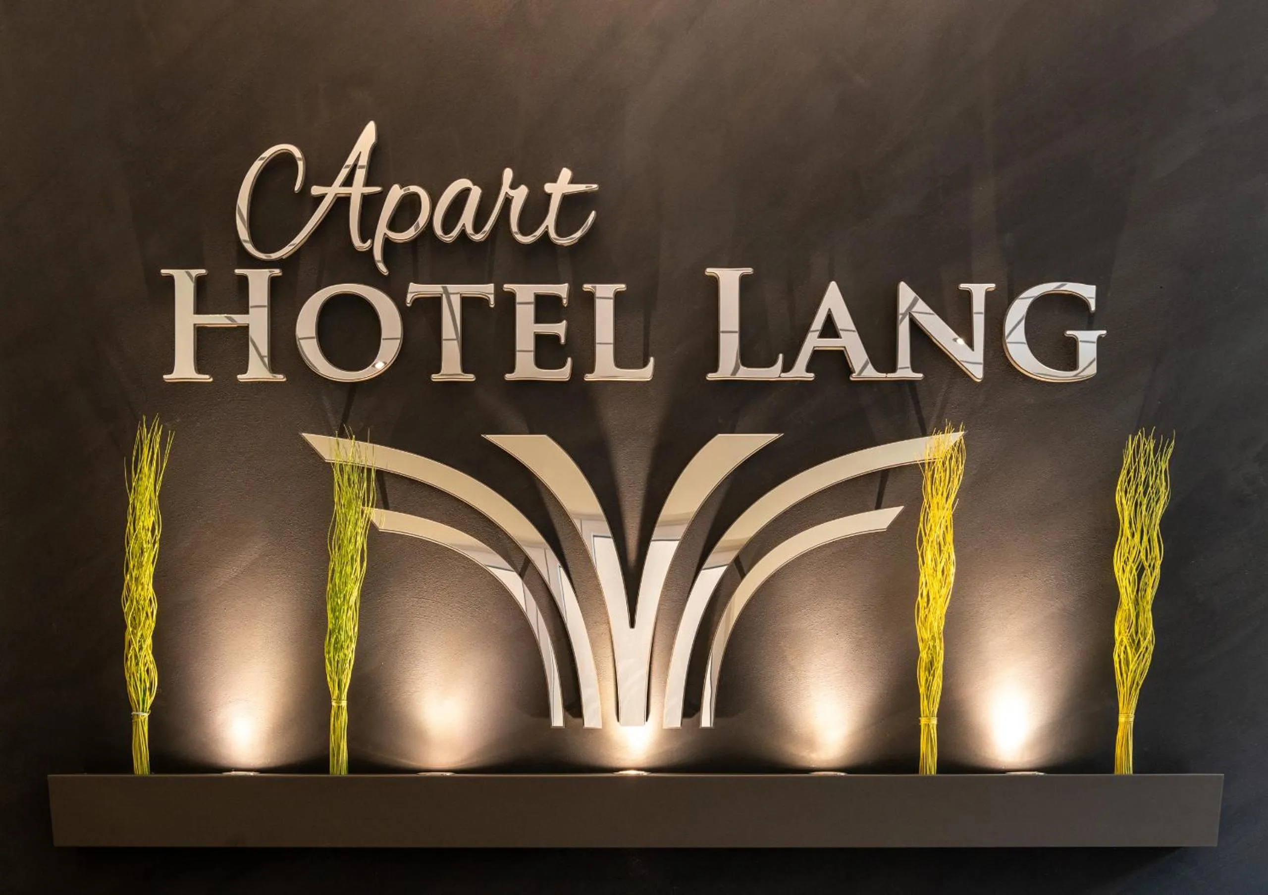 Property logo or sign in Apart Hotel Lang