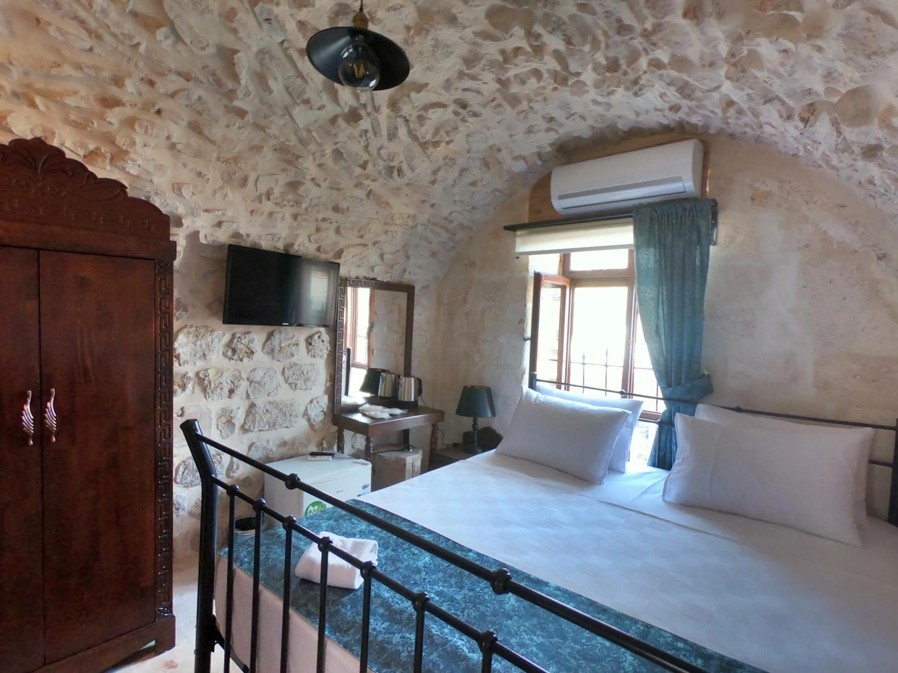 Bed in AĞAOĞLU HAN OTEL