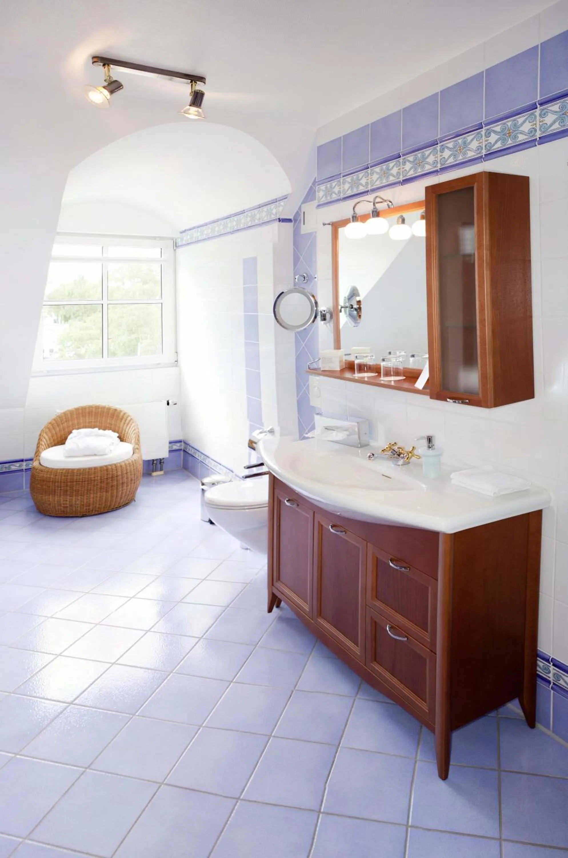 Bed in Tandreas Hotel & Restaurant