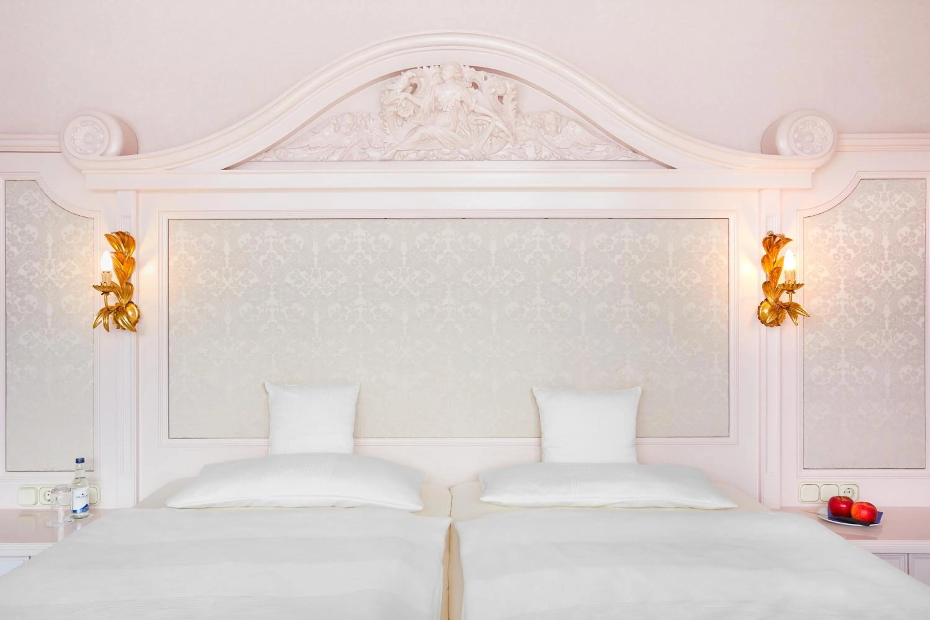 Photo of the whole room, Bed in Hotel Prinz-Luitpold-Bad