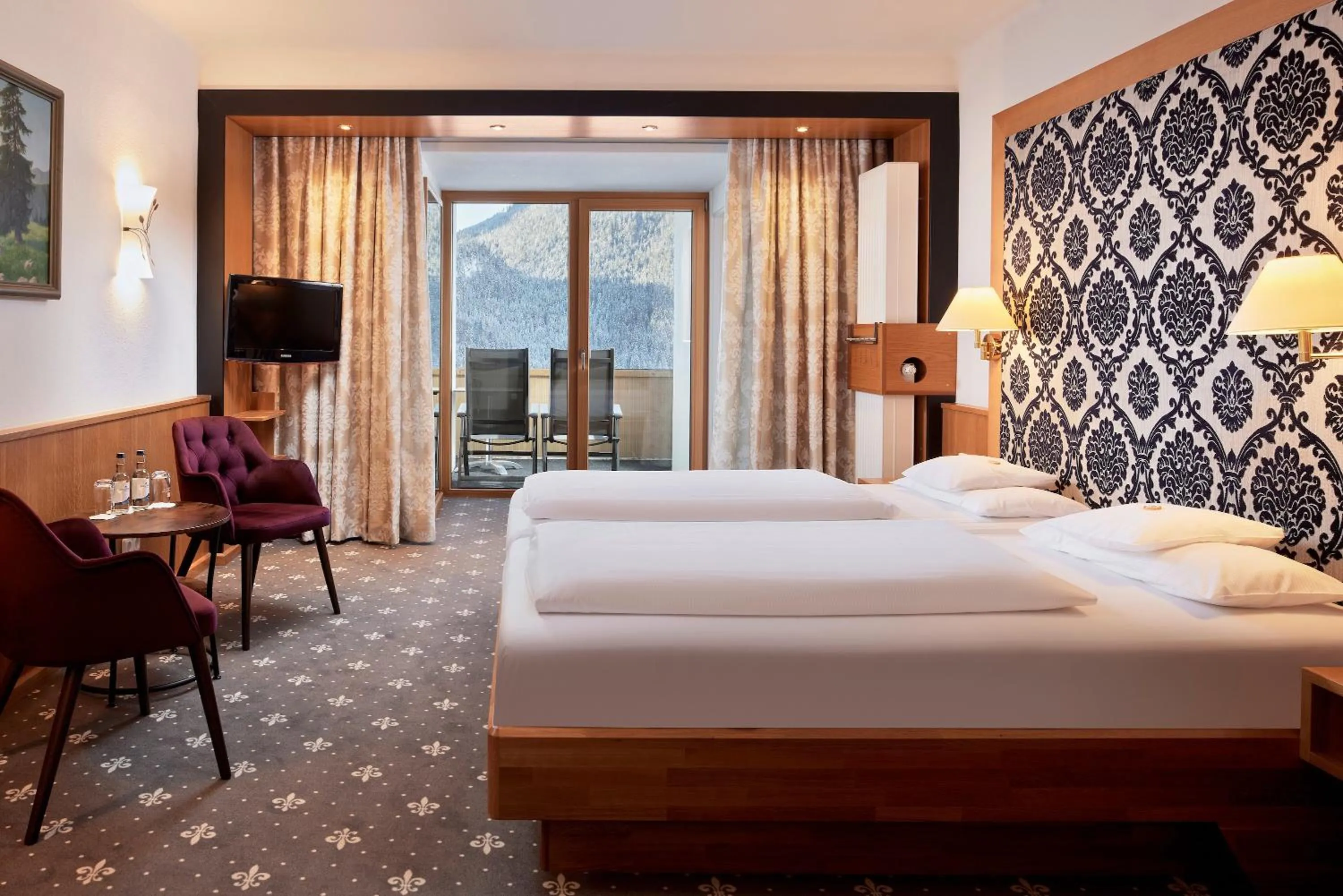 Photo of the whole room, Bed in Hotel Prinz-Luitpold-Bad