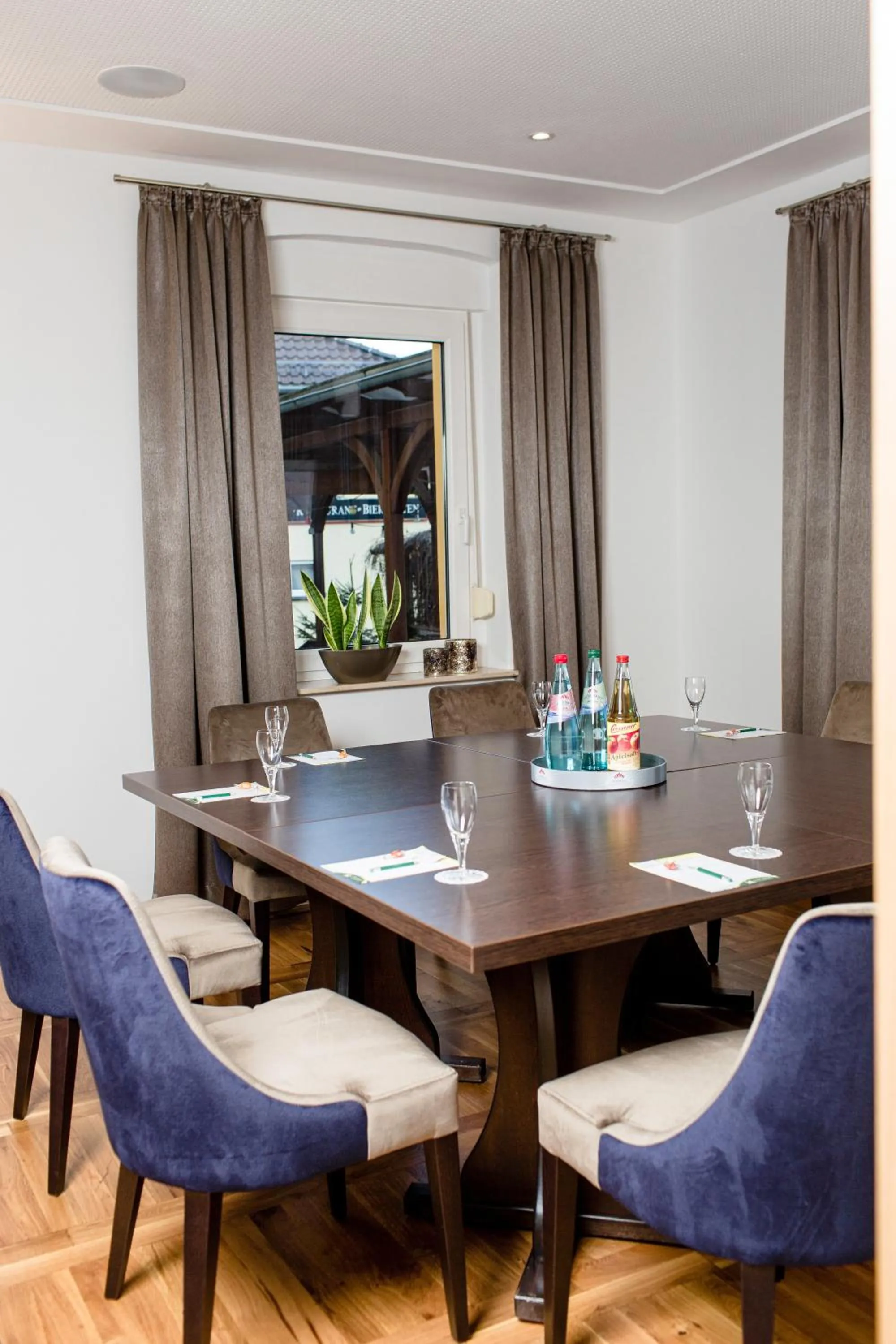 Meeting/conference room in Hotel Restaurant Zwergschlösschen