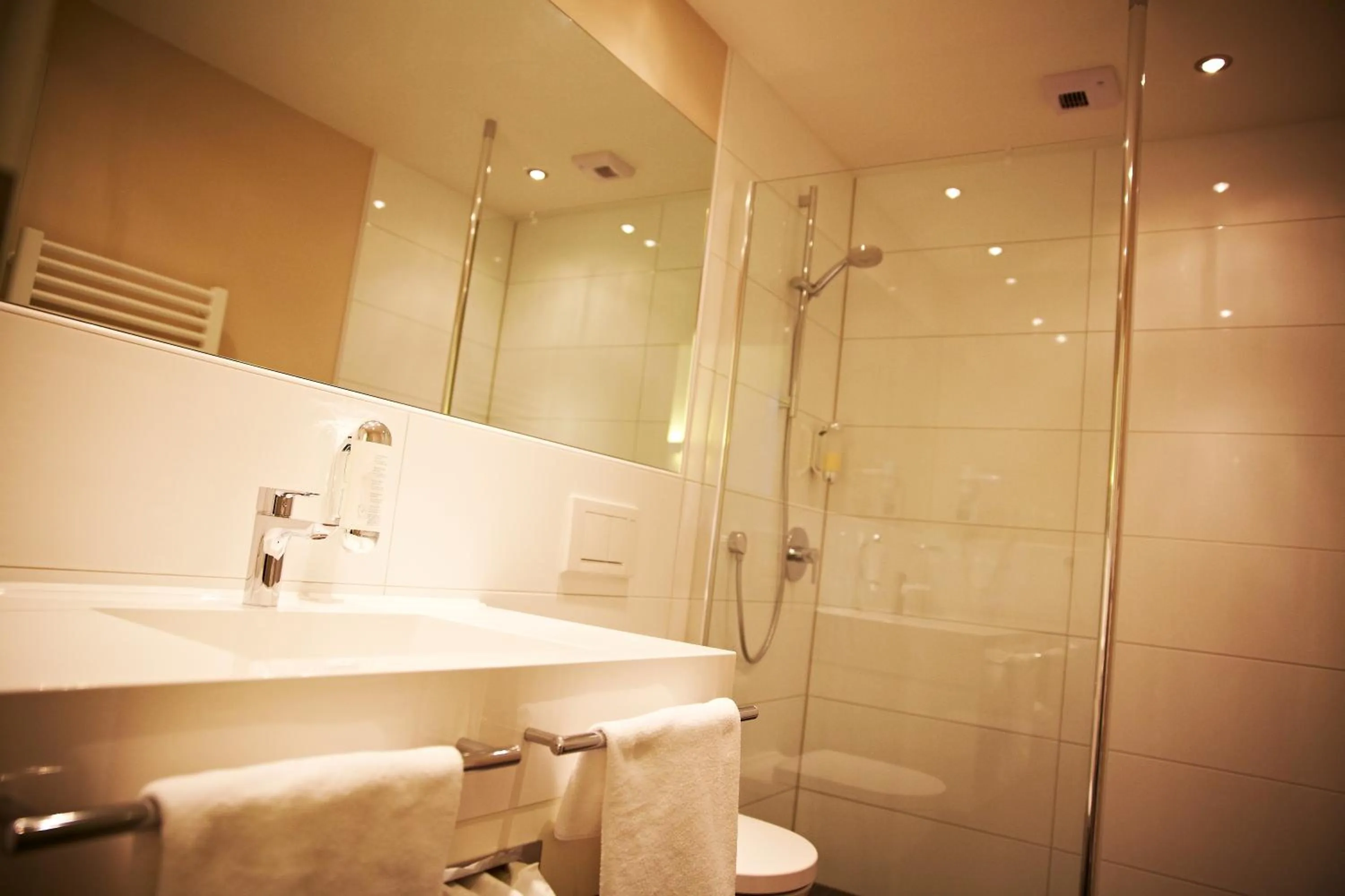 Bathroom in Landhotel Sonne