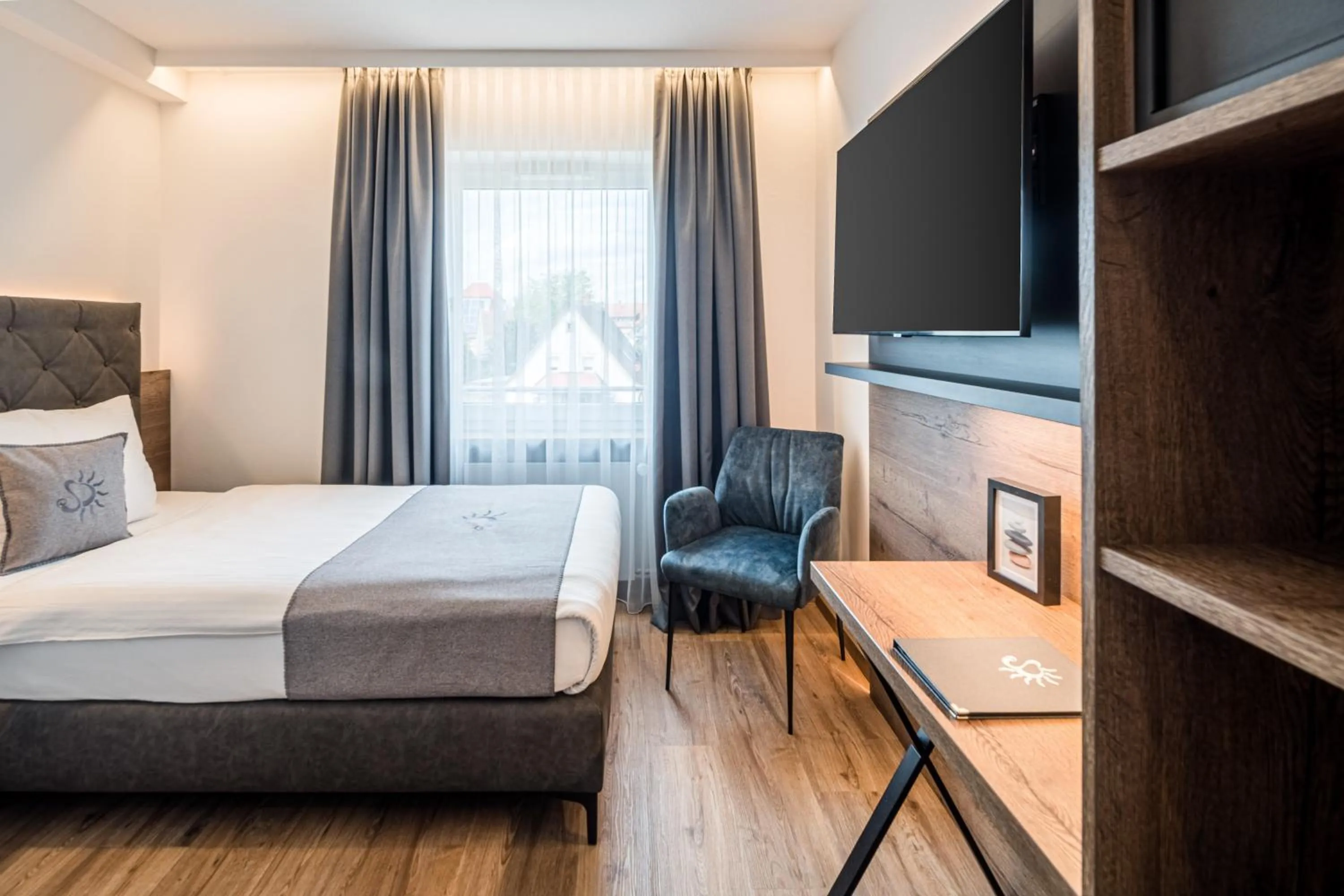 Photo of the whole room, Bed in Landhotel Sonne