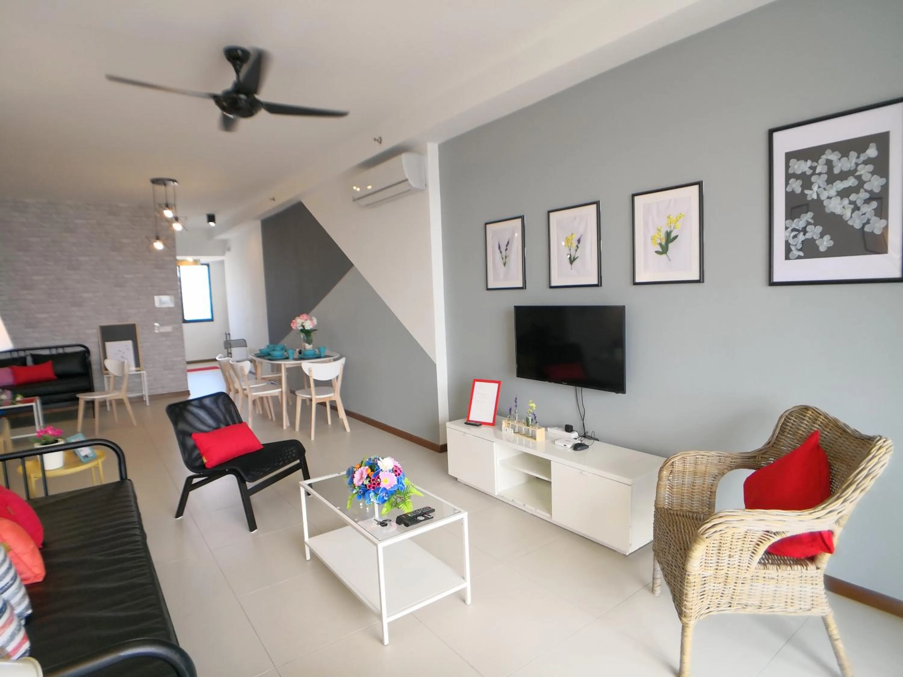 The Landmark by Comfy