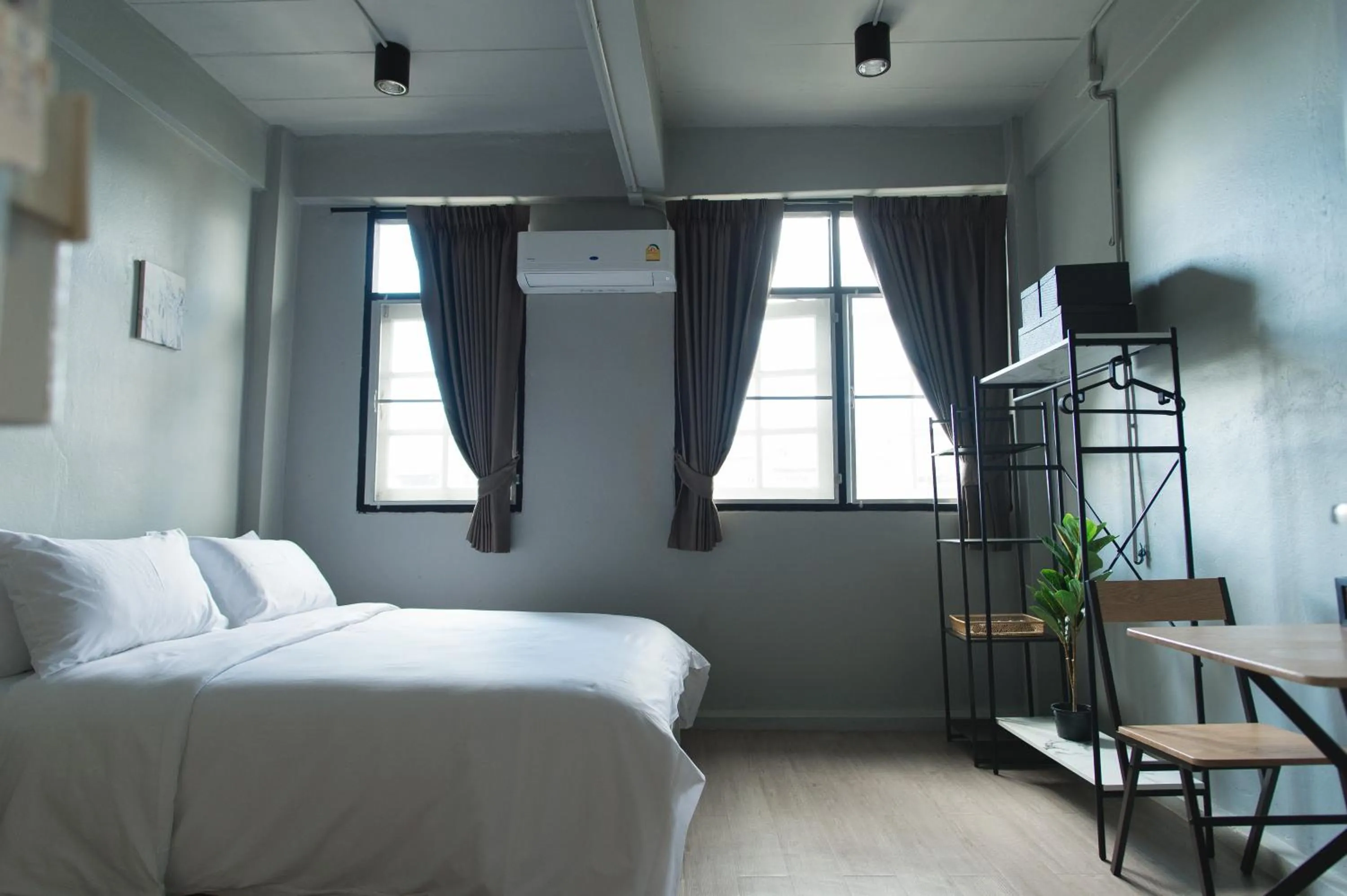 Bed in Bangpho Story