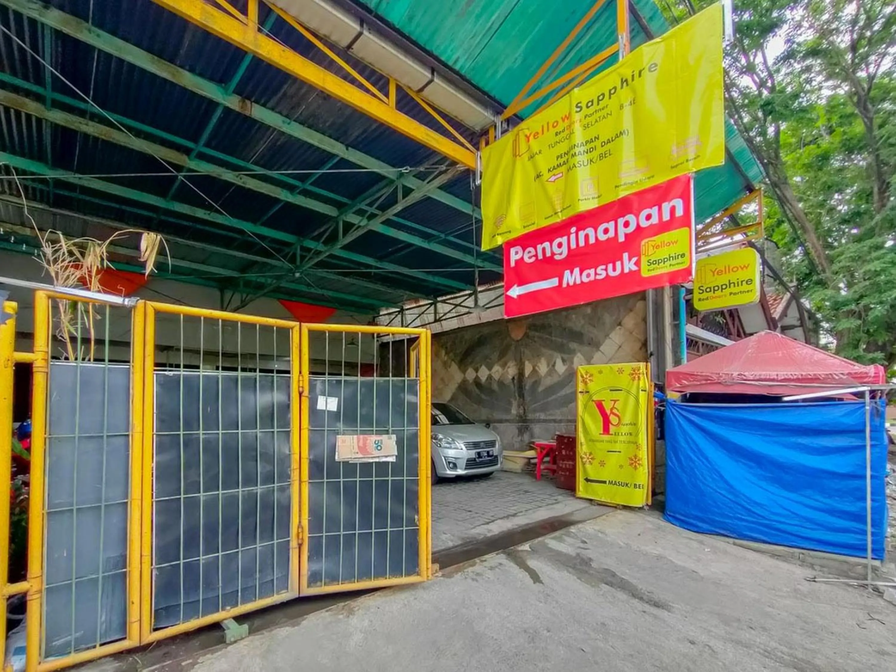 Property building in Yellow Sapphire RedPartner near Mayjend Sungkono