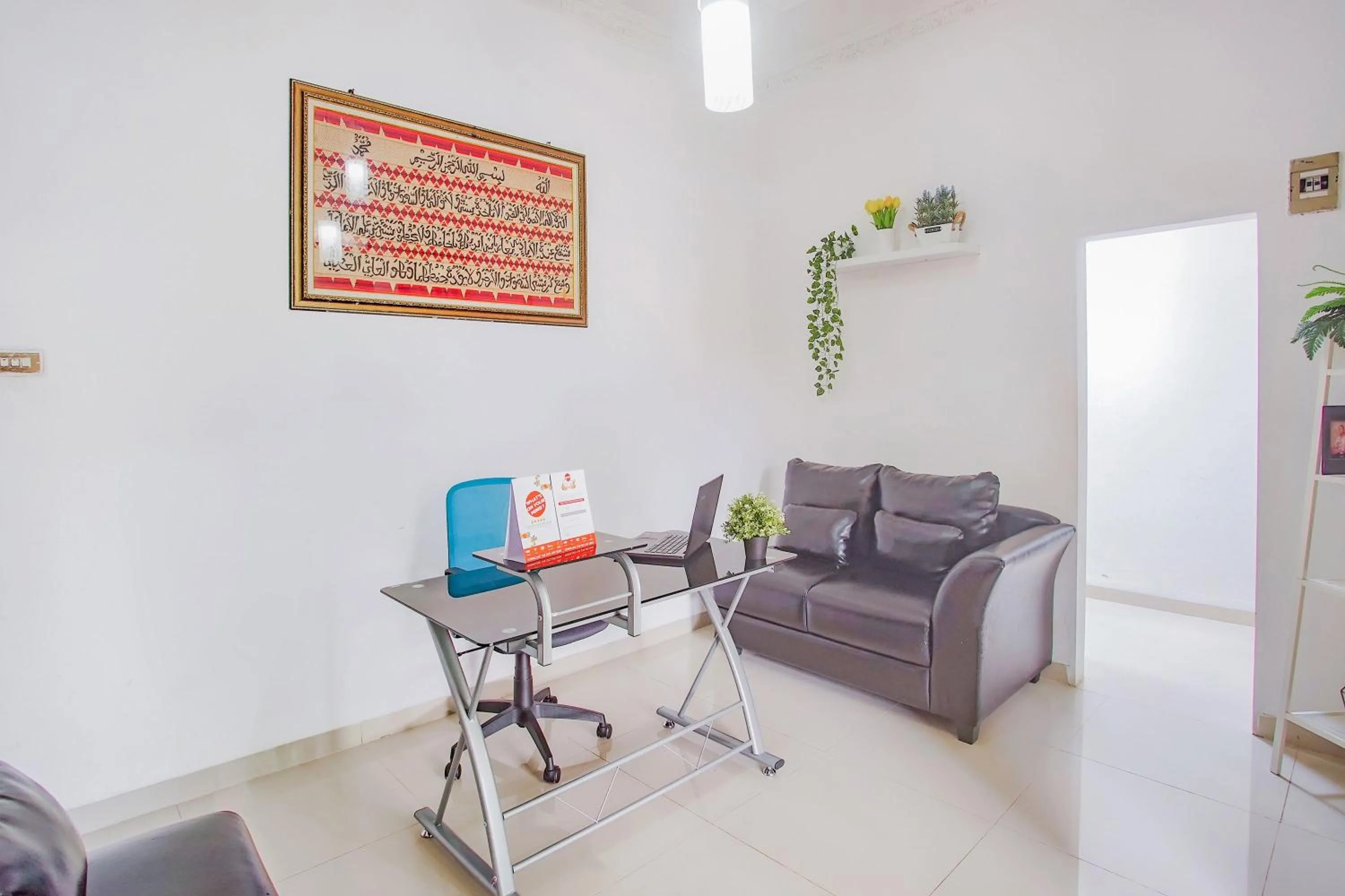 Lobby or reception in Hotel O Wisma Bambu Syariah