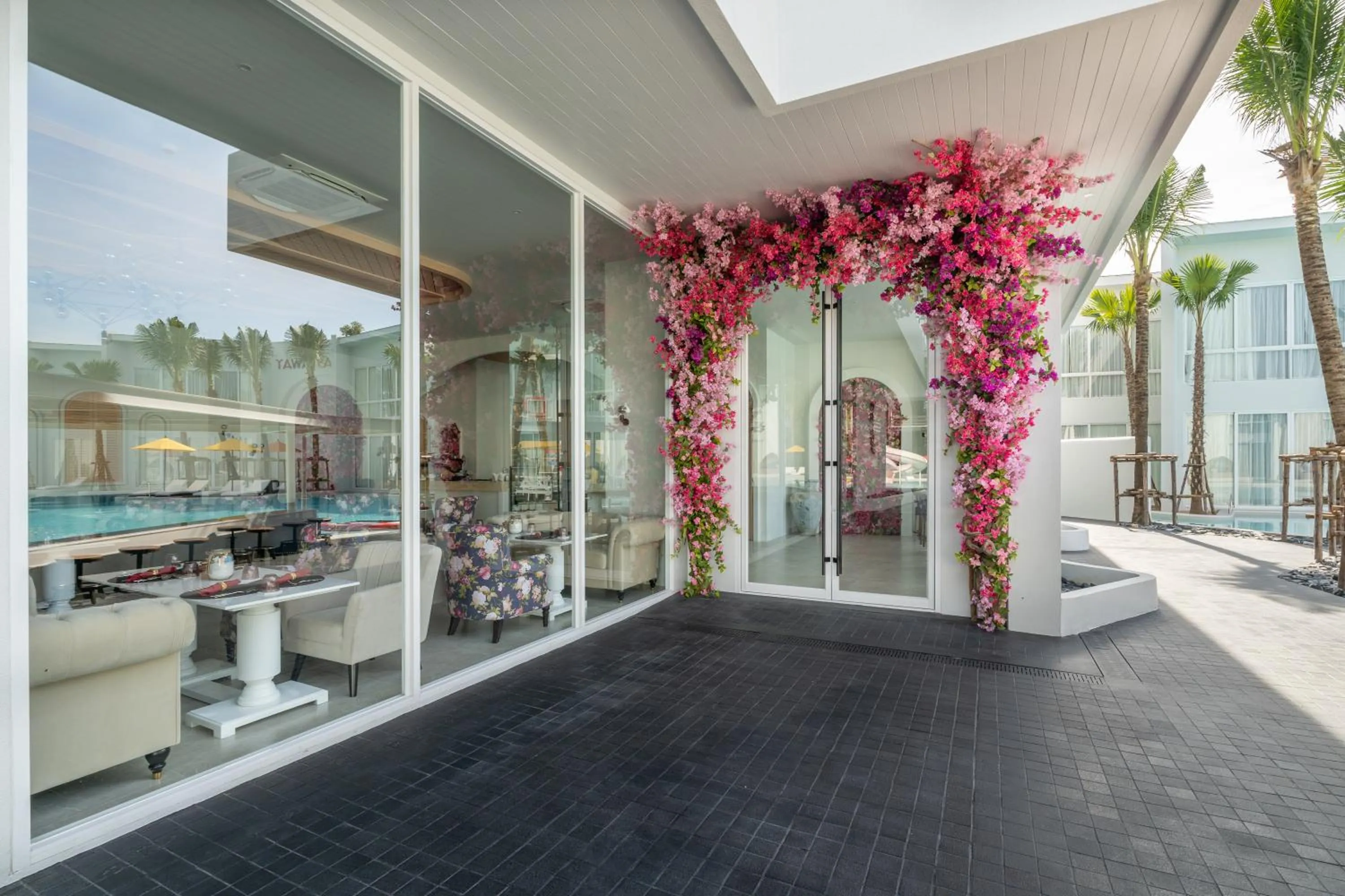 Restaurant/places to eat in The Gems Mining Pool Villas Pattaya