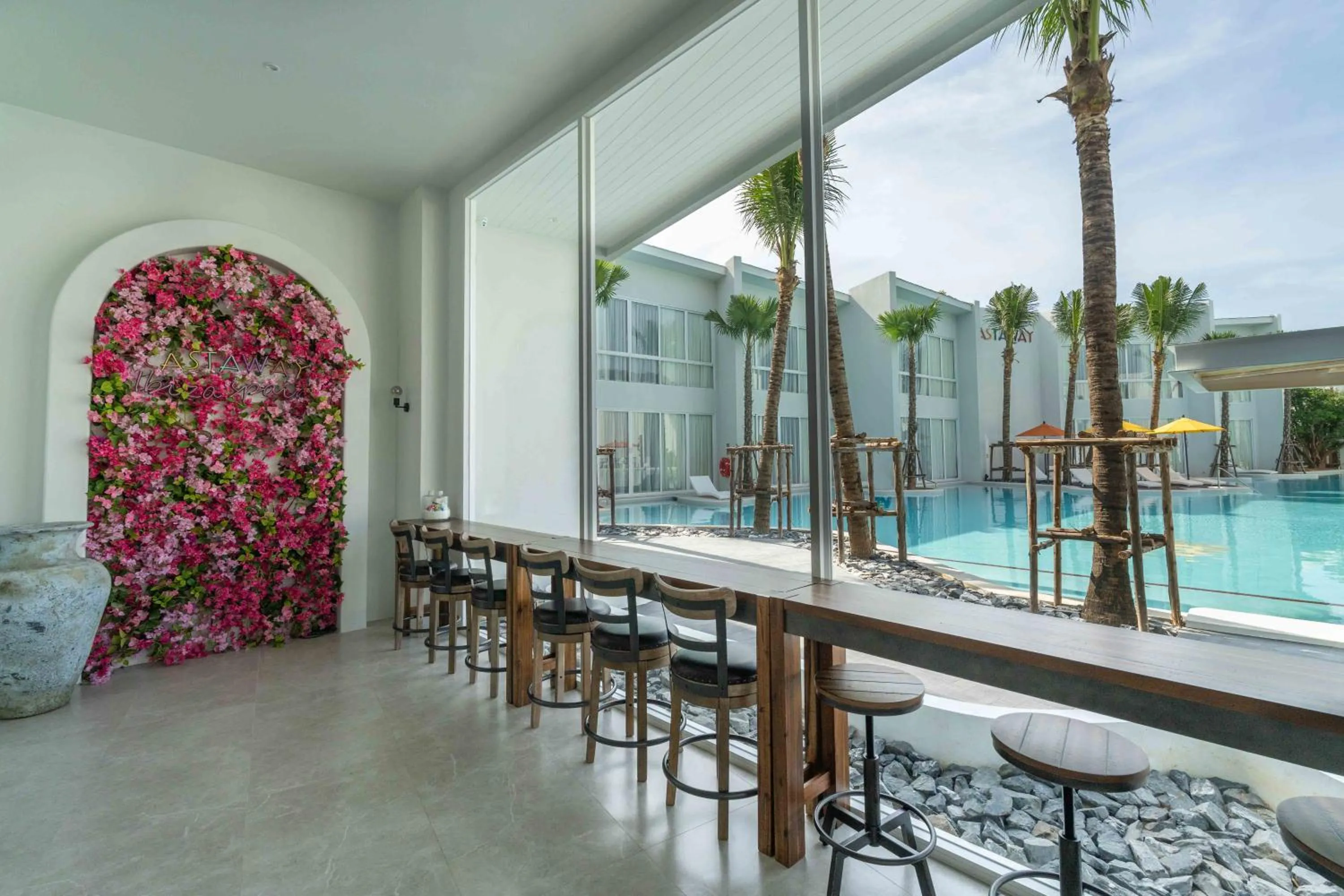 Restaurant/places to eat in The Gems Mining Pool Villas Pattaya