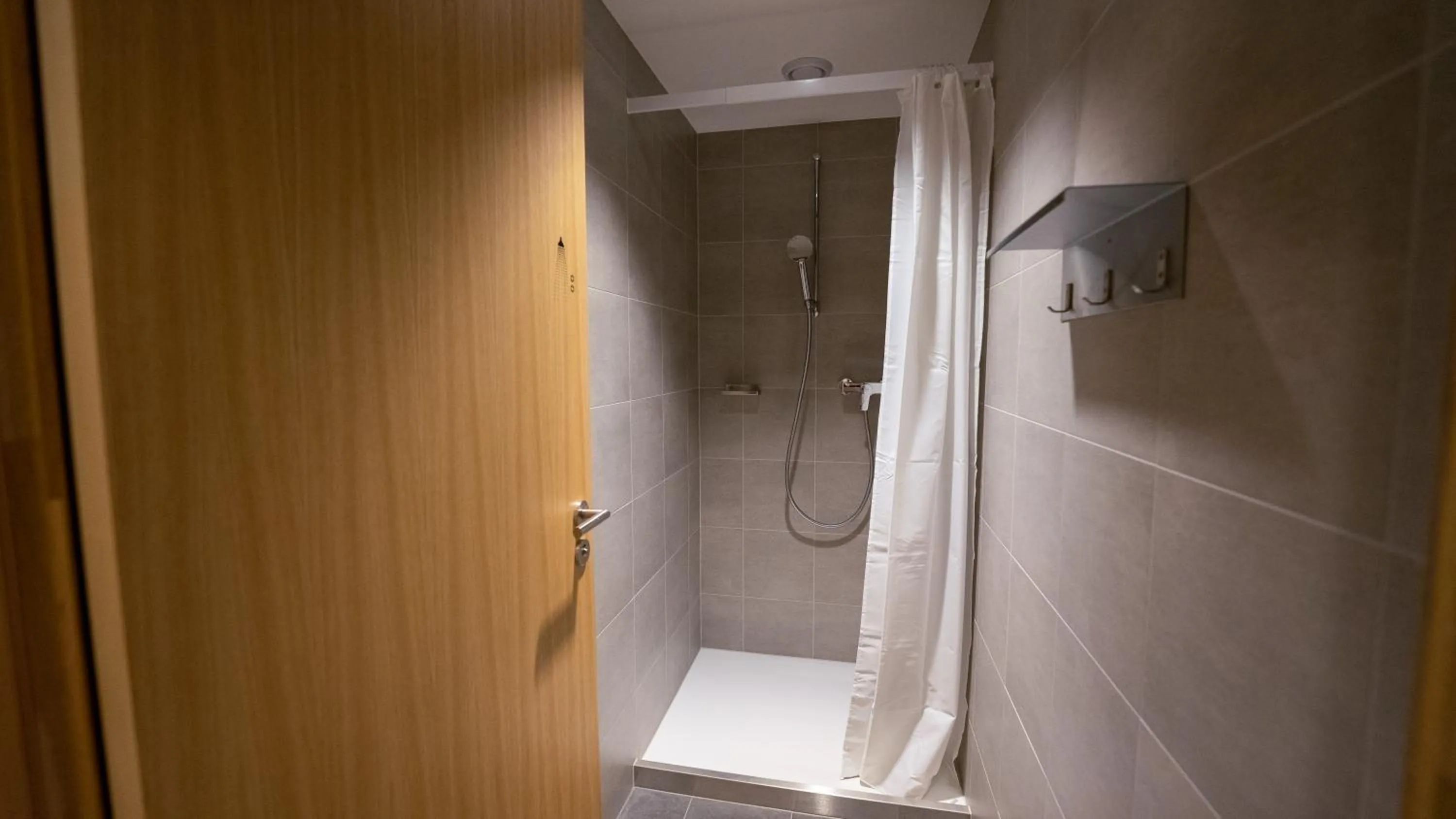 Shower in Laax wellnessHostel3000