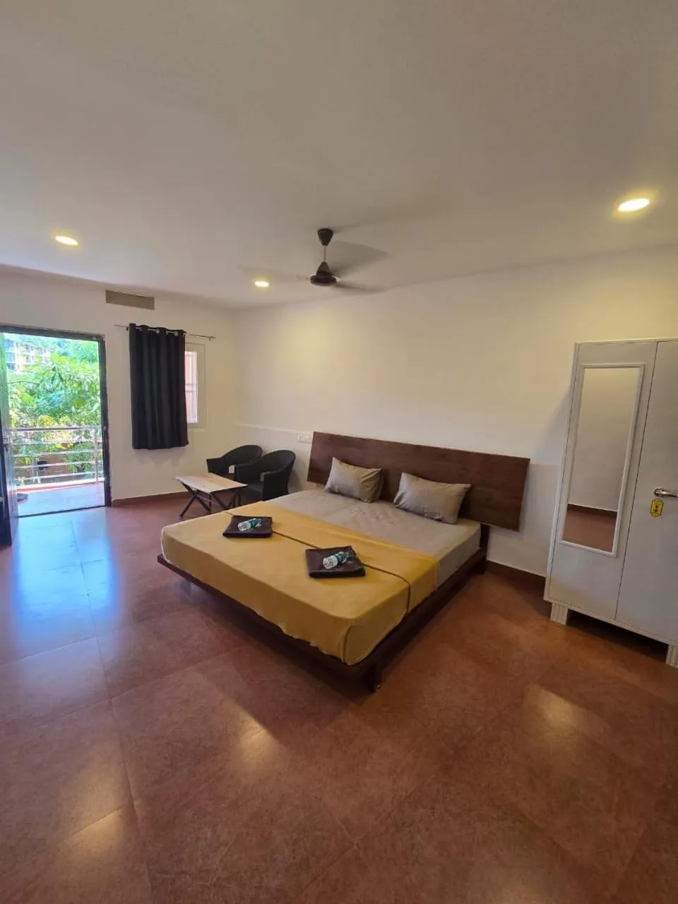 Bed in Arthigamya Spa & Resort