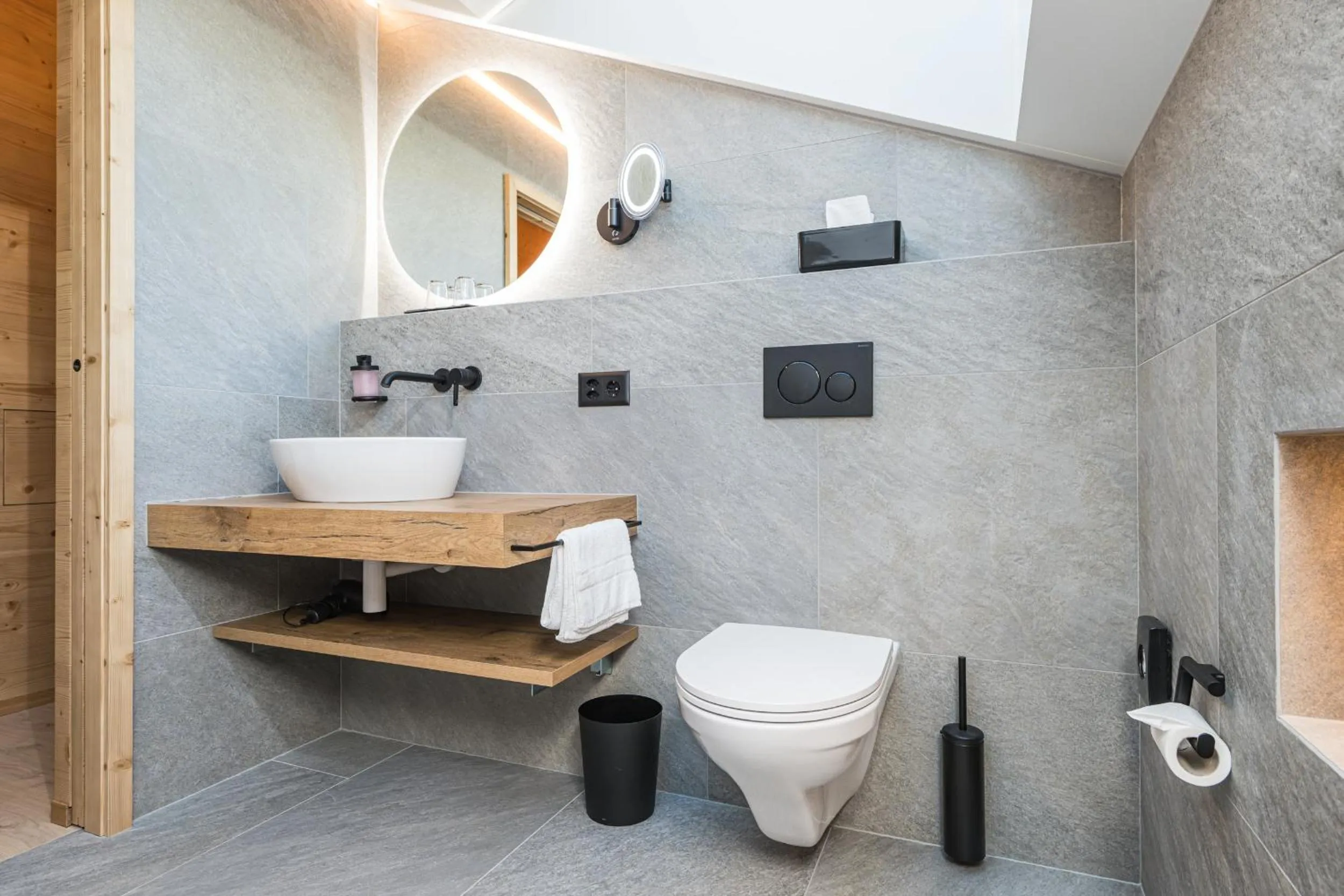 Bathroom in Hotel Bella Vista Zermatt