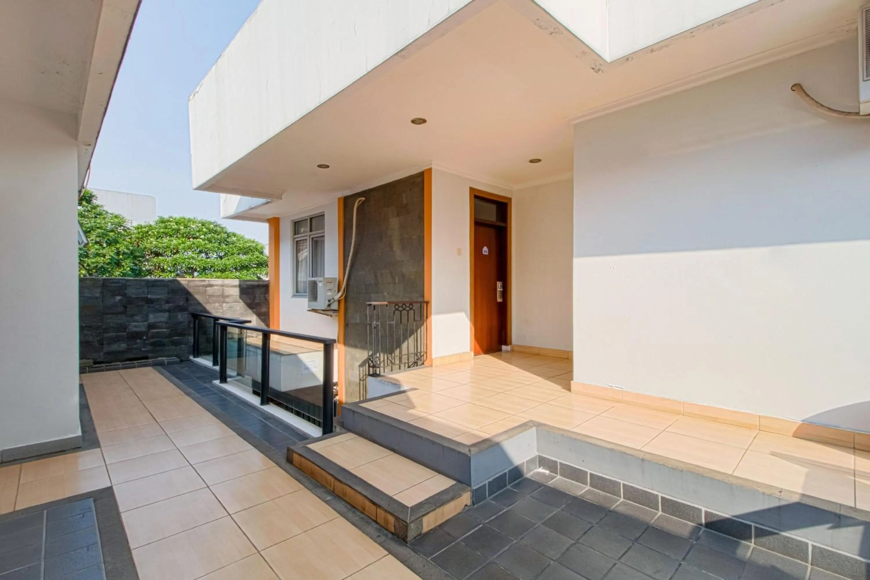 Facade/entrance in Applewood B&B