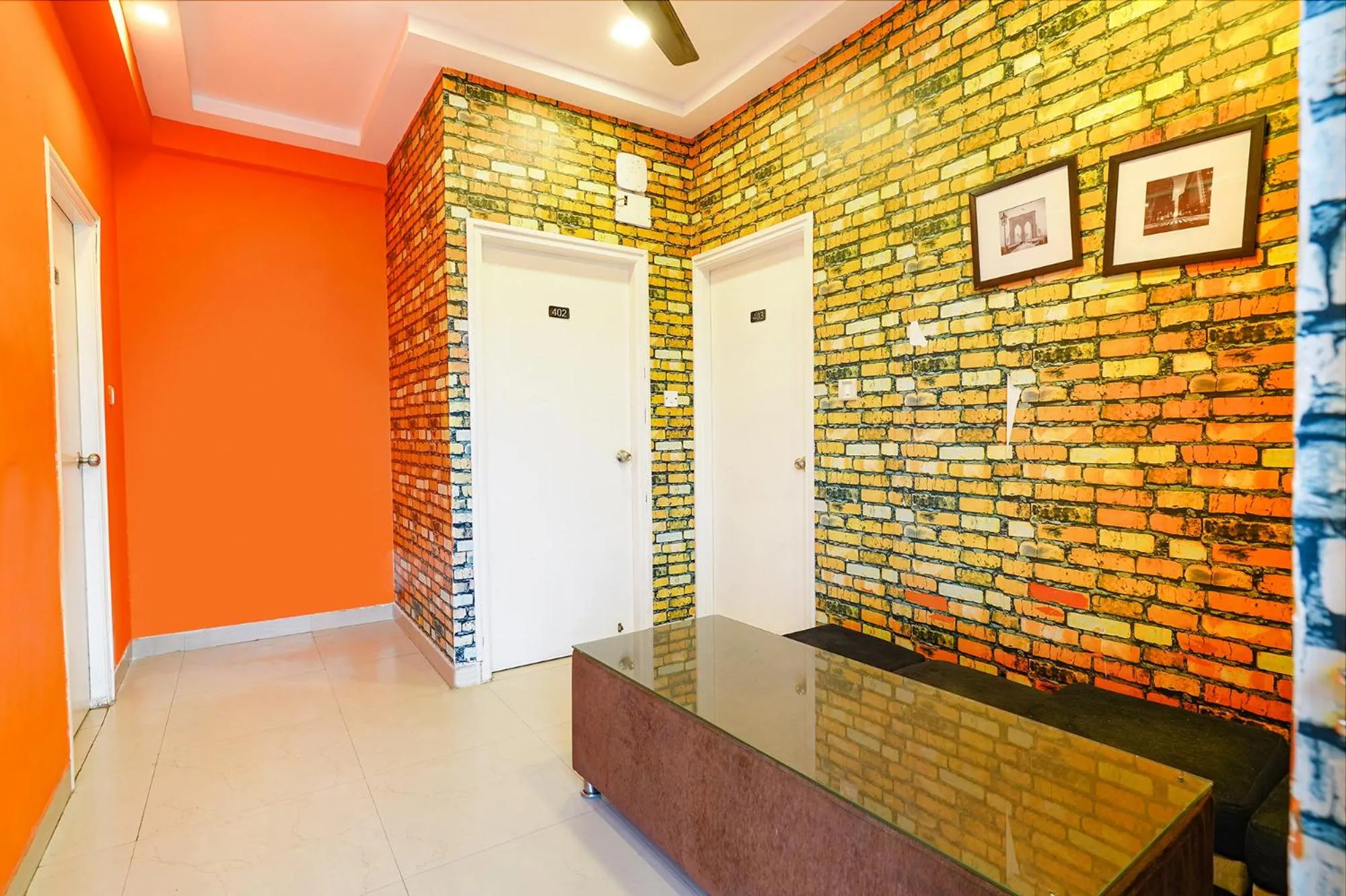 Lobby or reception in FabHotel Kings Suites Banaswadi