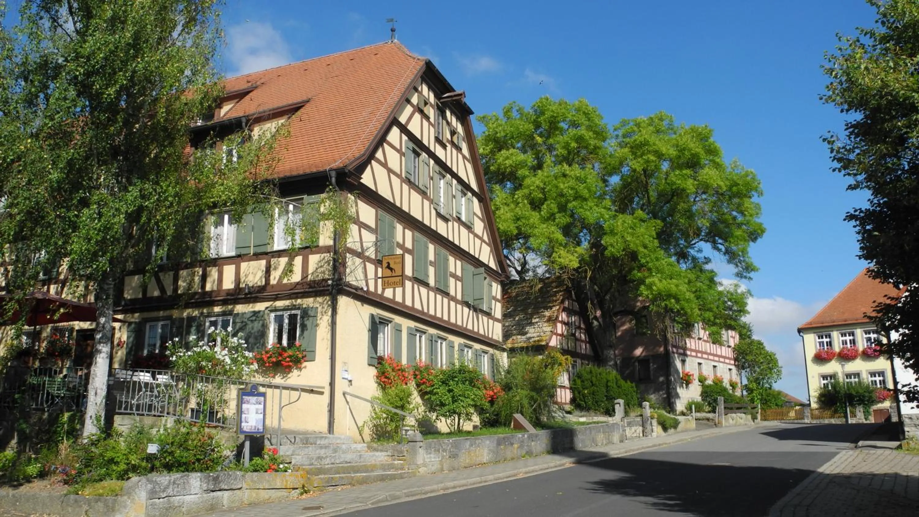 Property building in Landhotel Schwarzes Ross