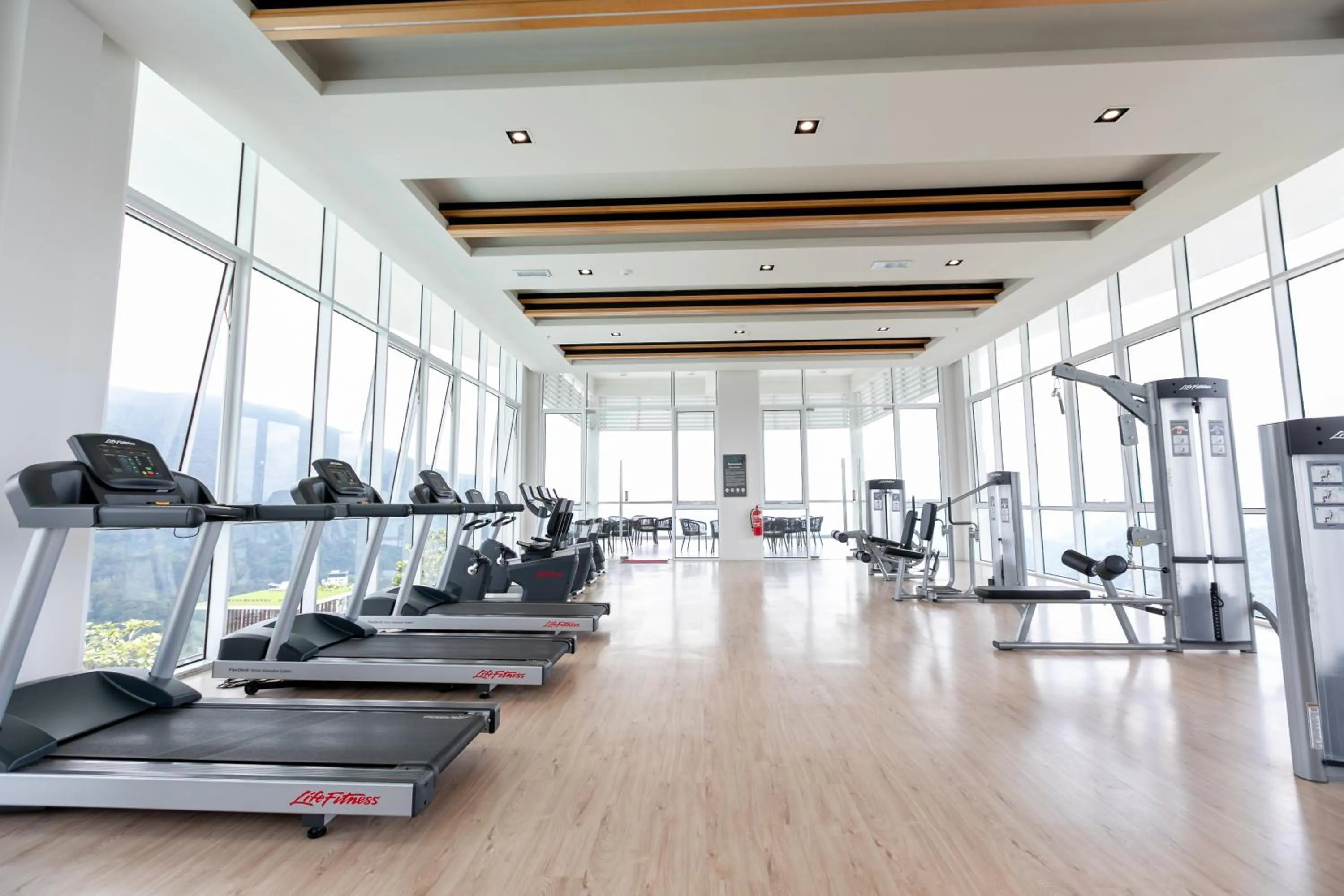 Fitness centre/facilities in Genting Premium Suite Windmill Upon Hills by JAz Home Suites