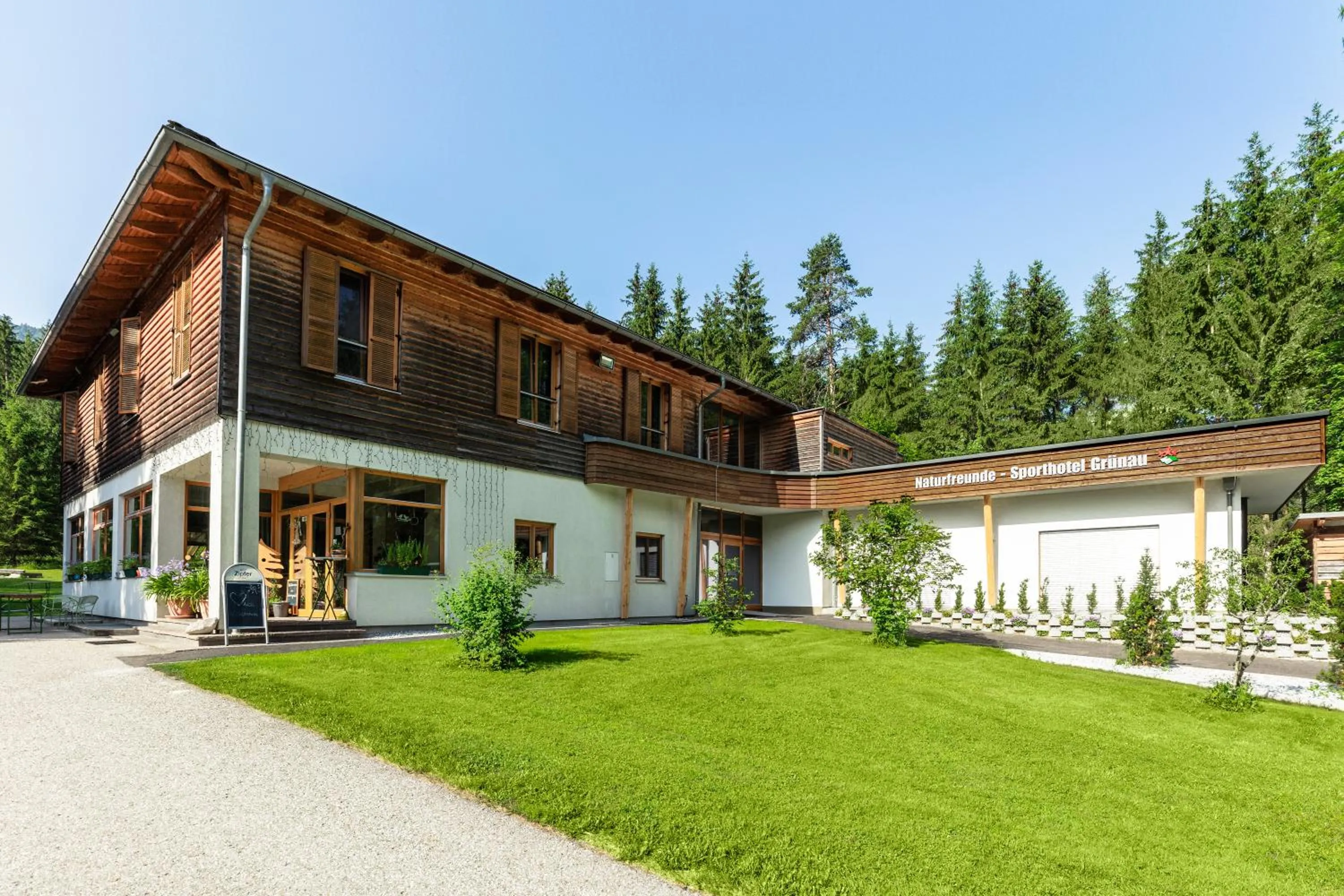 Property building in Sporthotel Grünau - Wimmergreuth