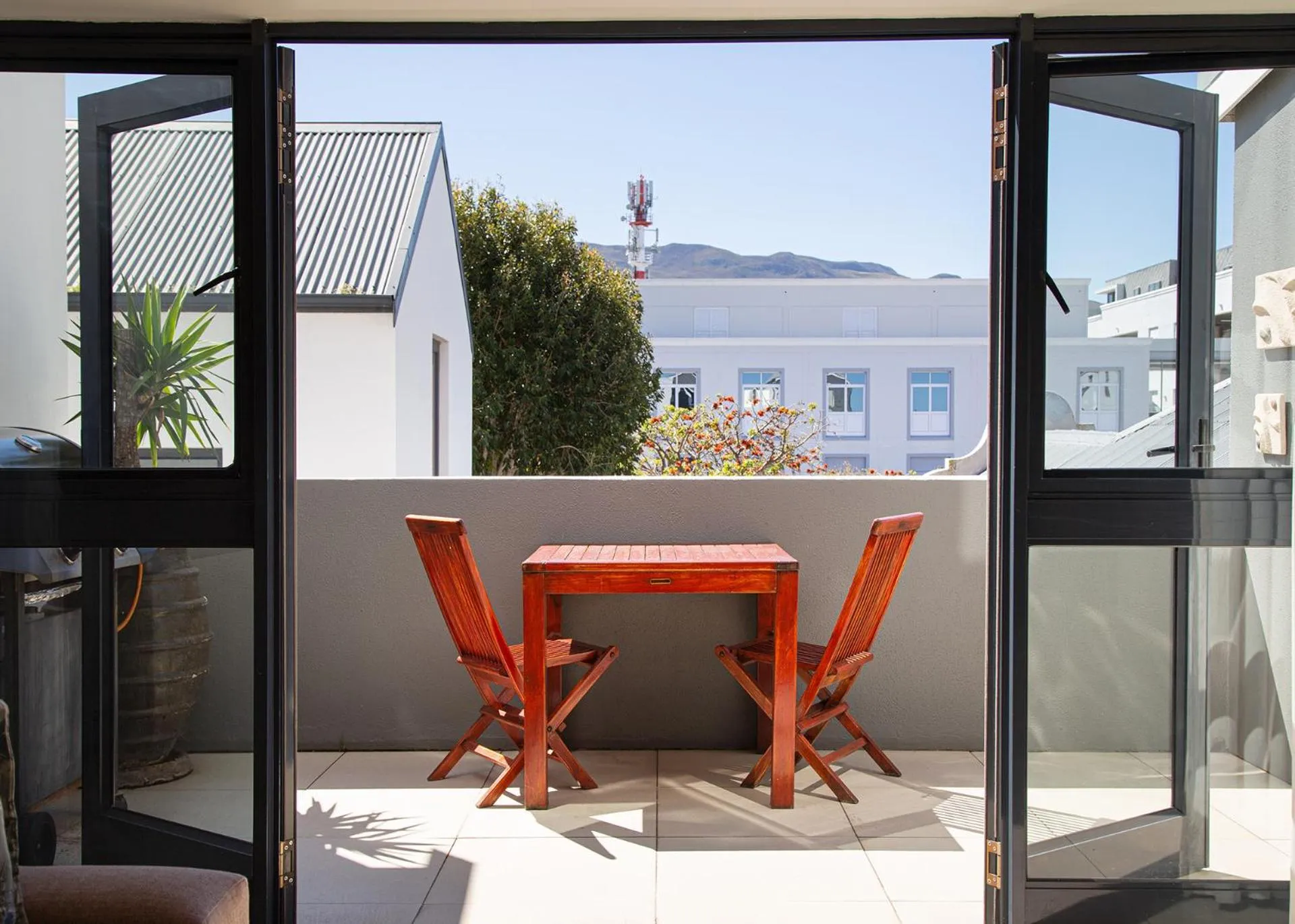 Marine Square Luxury Suites