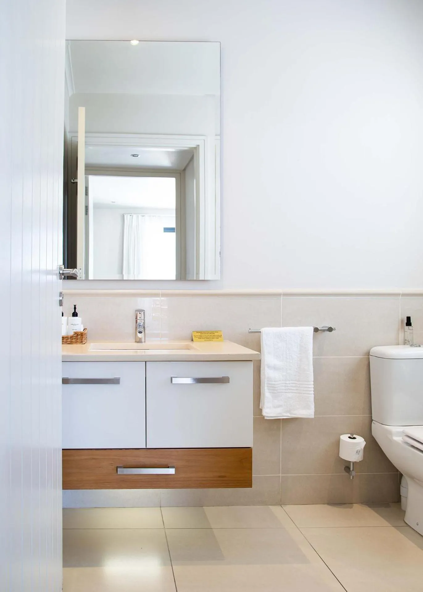 Marine Square Luxury Suites