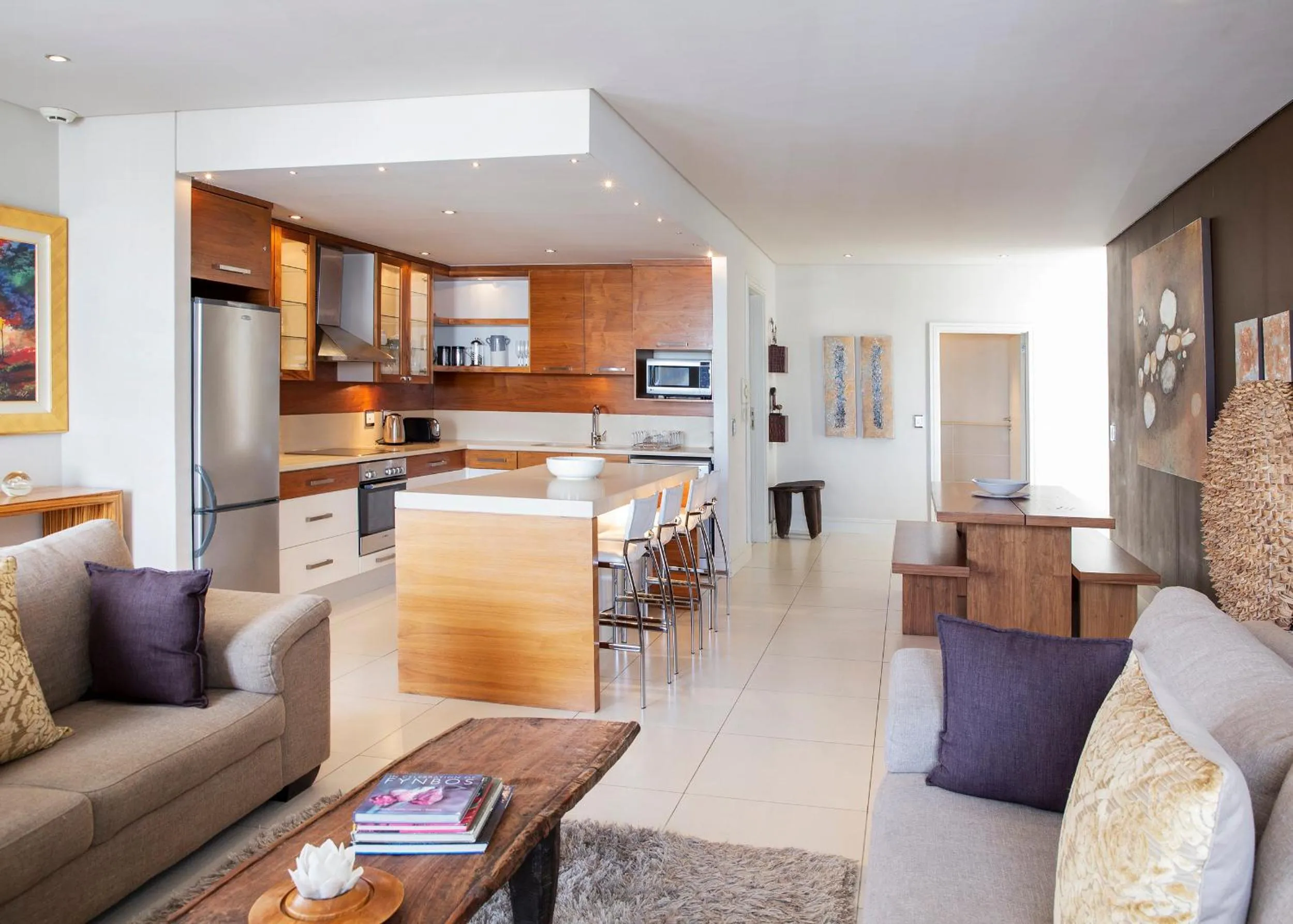 Marine Square Luxury Suites