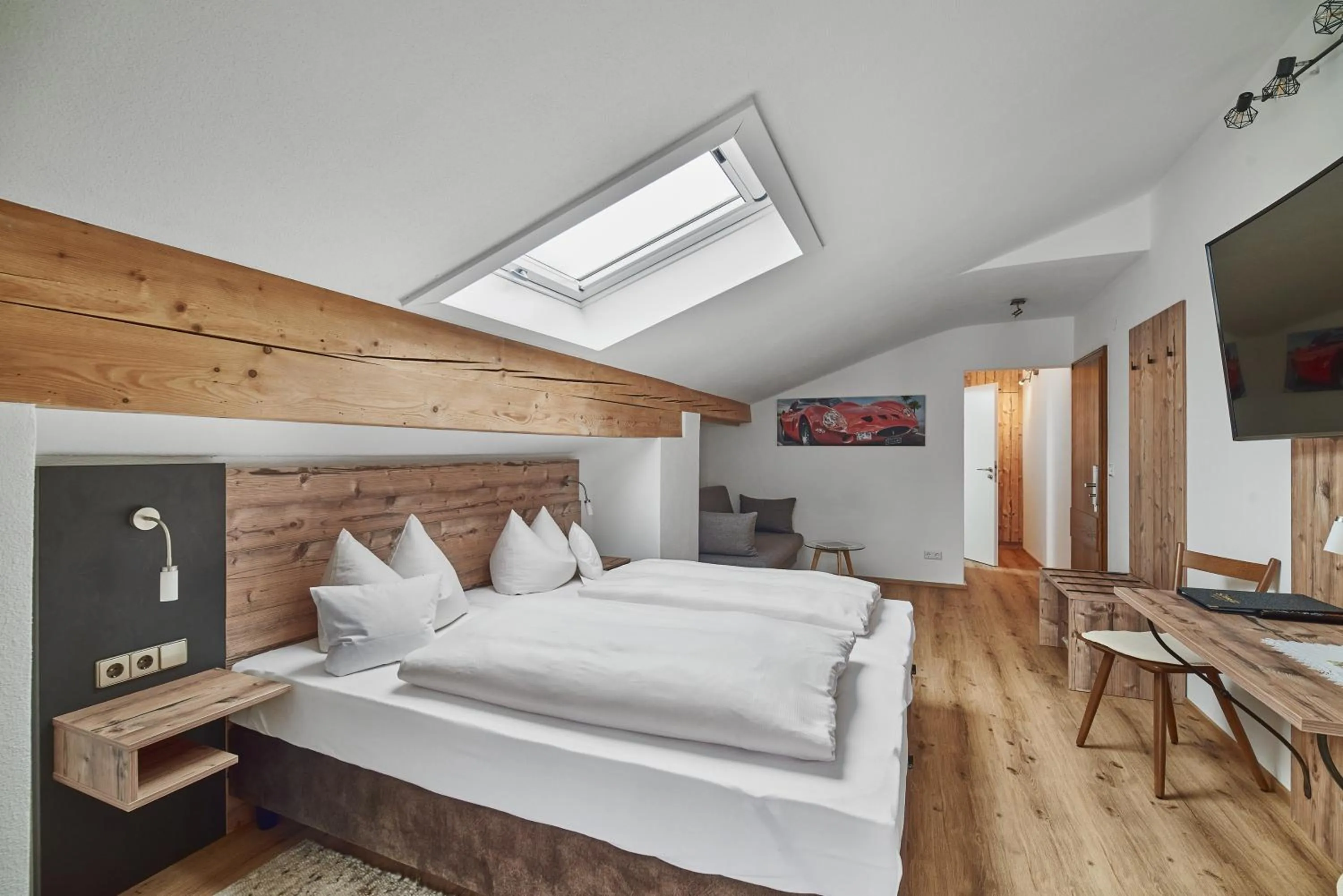 Bedroom, Bed in Aktivhotel & Gasthof Schmelz Ihr familienfreundliches Urlaubs Hotel mit Wellness Almsauna ab Februar Chiemgau Karte