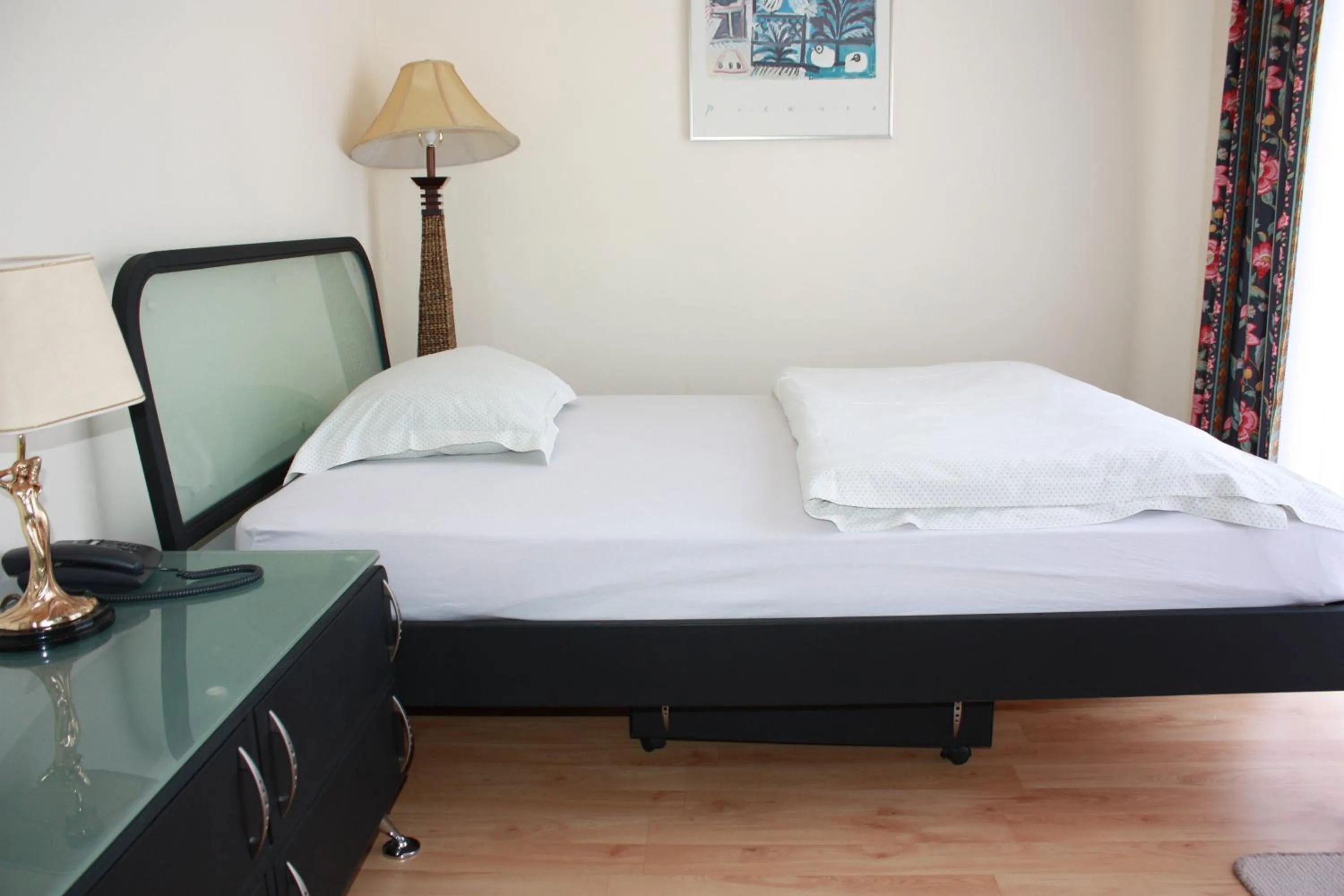 Photo of the whole room in Hotel Römerhafen