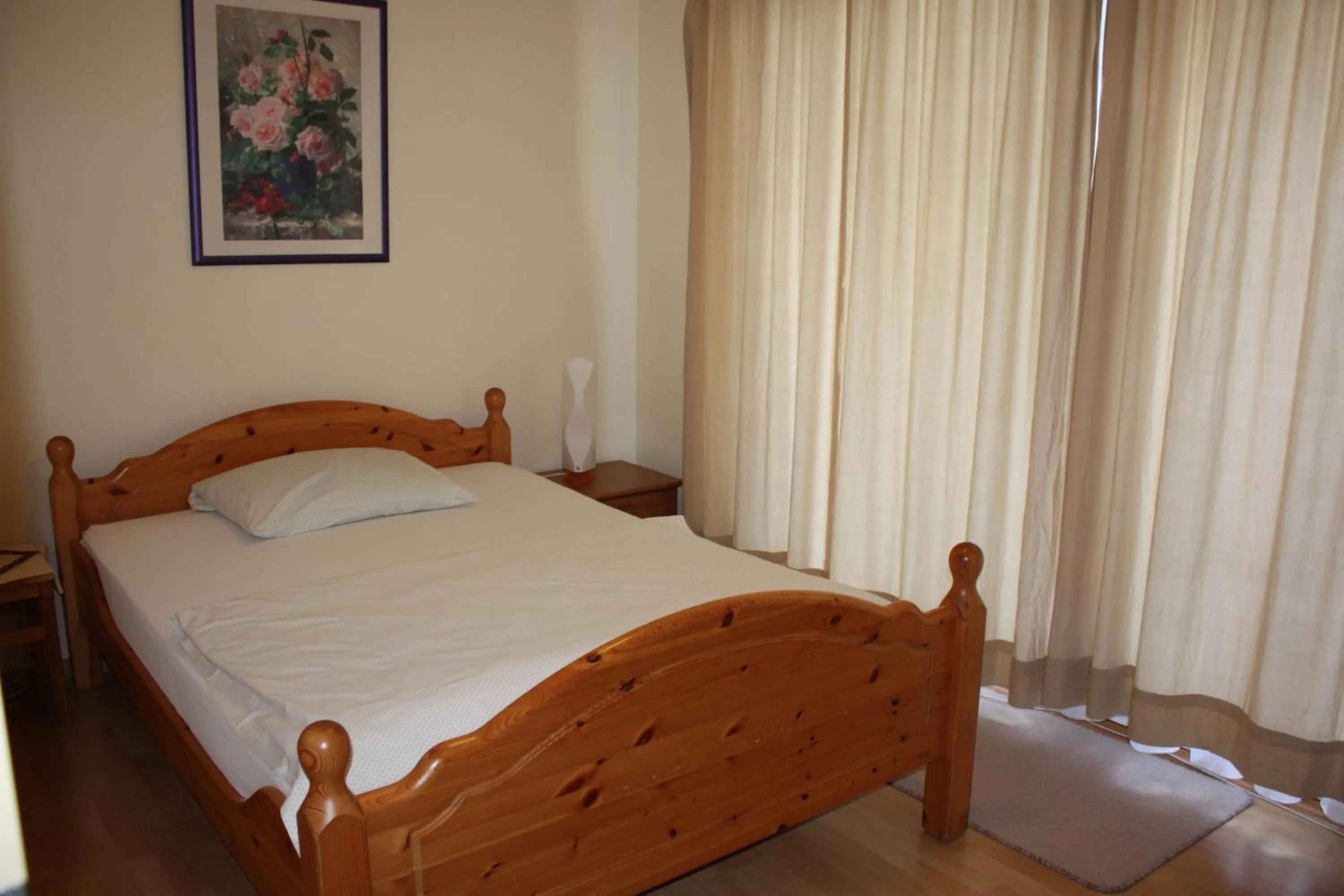 Photo of the whole room in Hotel Römerhafen