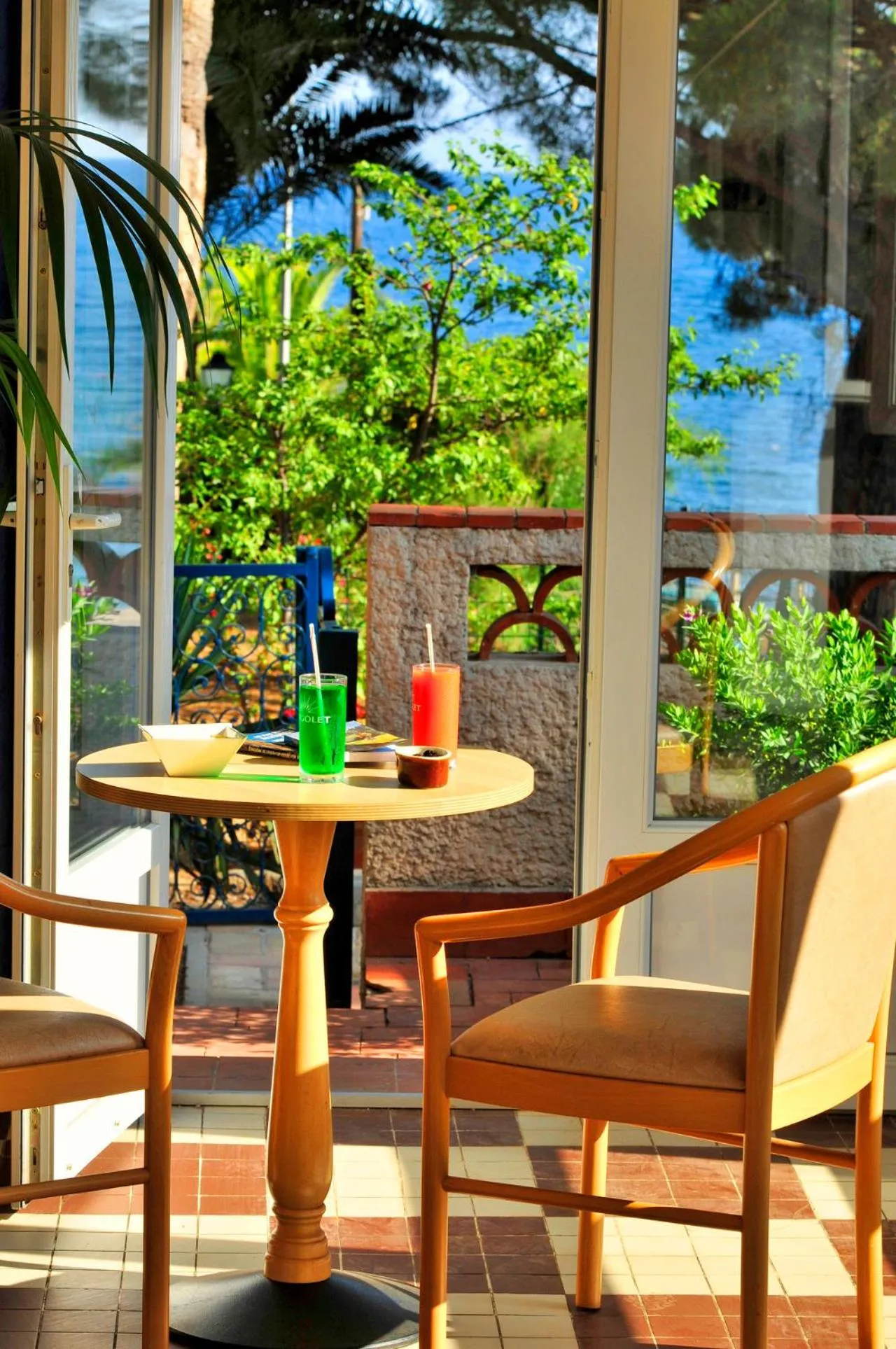 Lounge or bar in VTF Clairefont