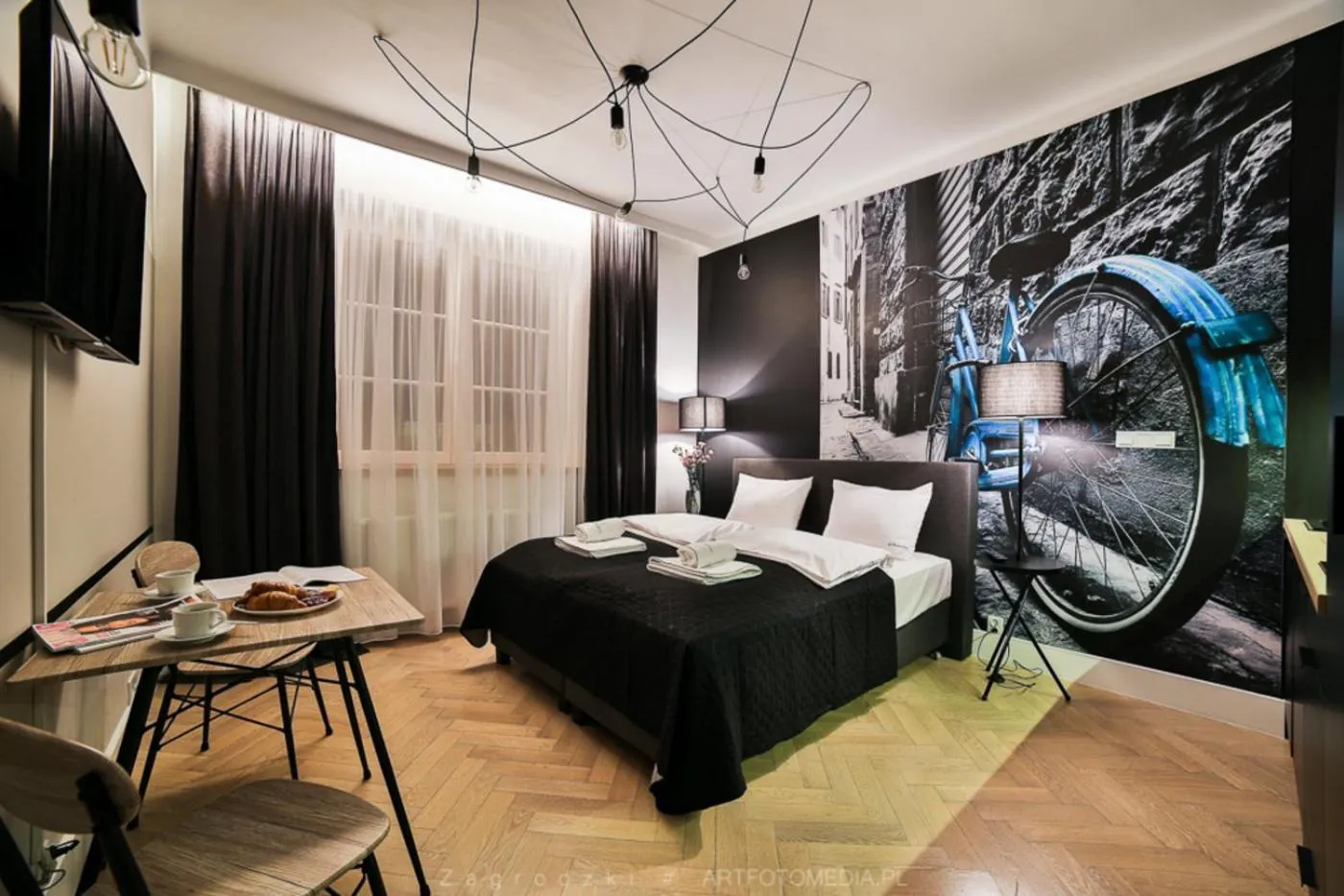 Bed in Saint Thomas Corner - by Upstairs