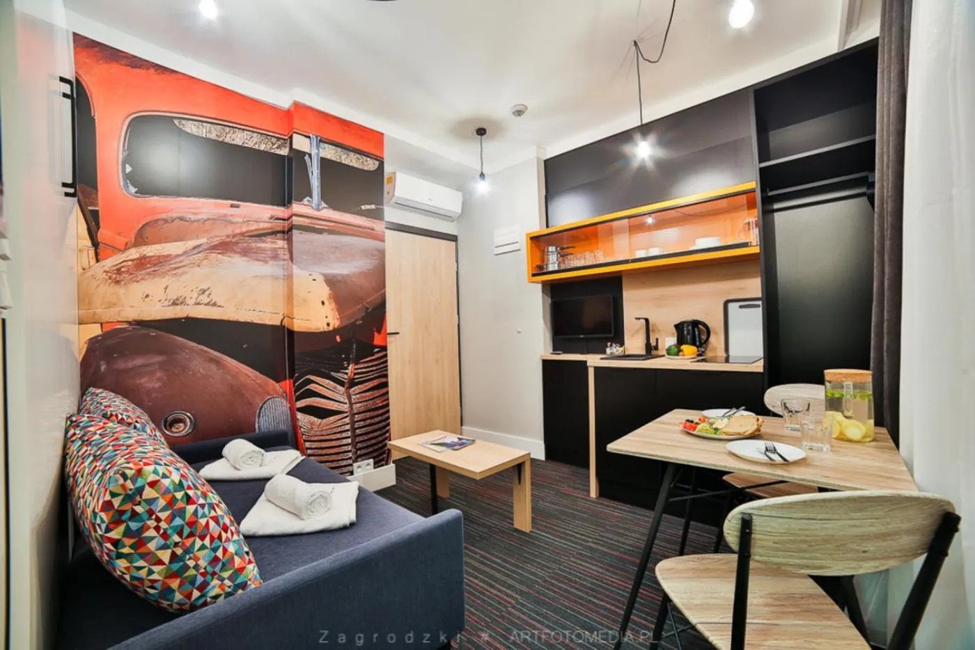 Bed in Saint Thomas Corner - by Upstairs