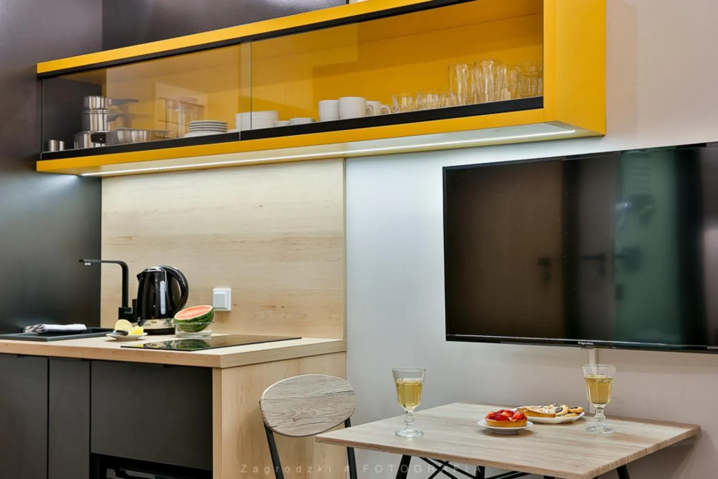 TV and multimedia in Saint Thomas Corner - by Upstairs