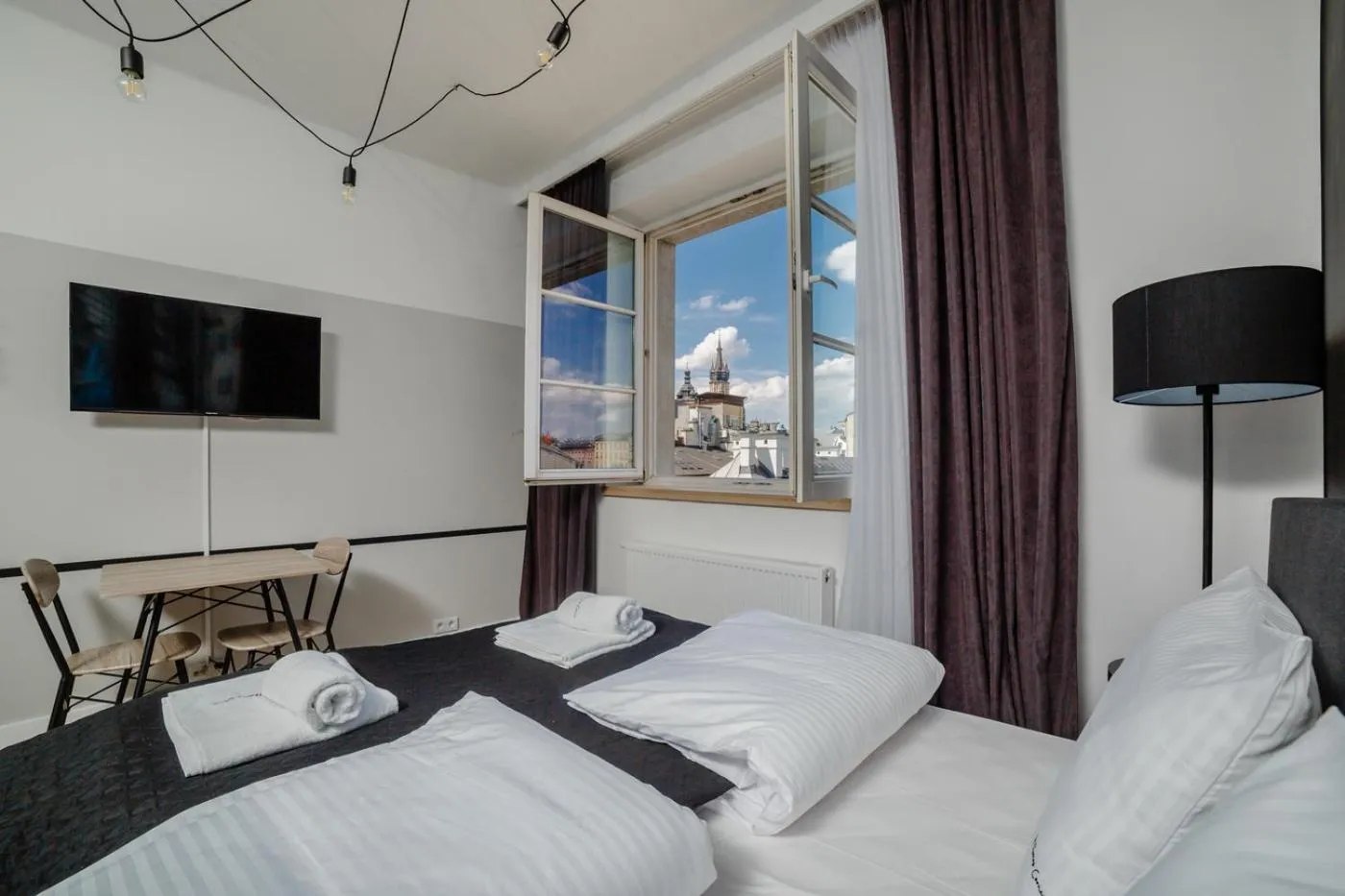 Bed in Saint Thomas Corner - by Upstairs