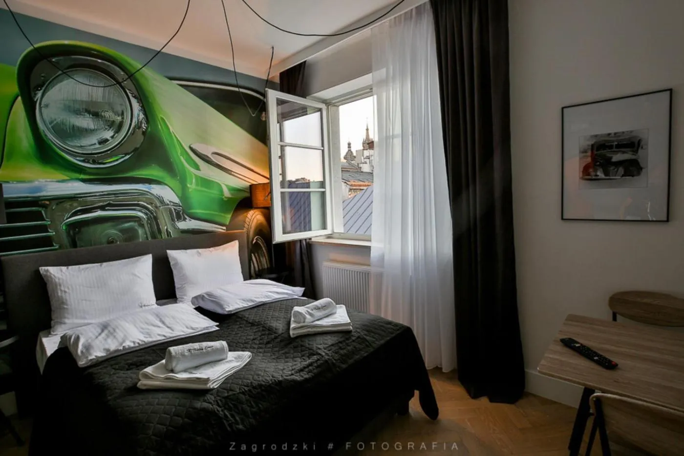 Bed in Saint Thomas Corner - by Upstairs