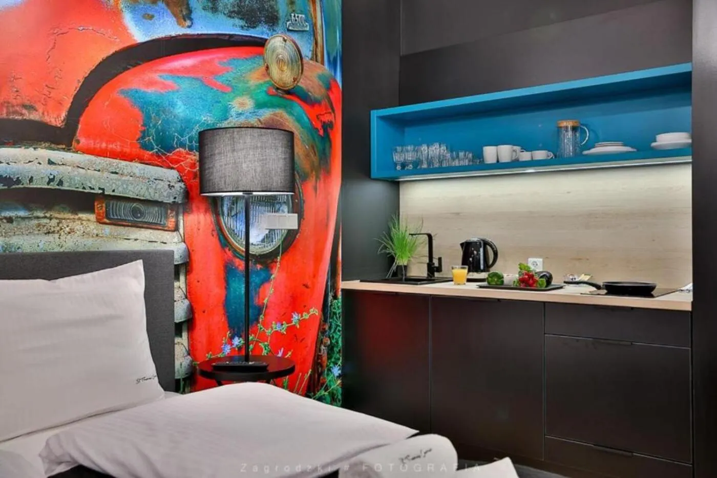 Bed in Saint Thomas Corner - by Upstairs