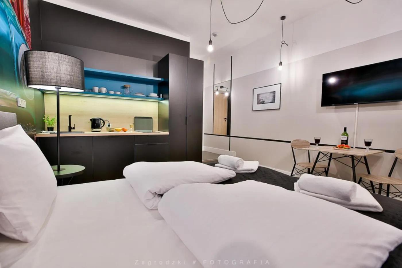 Bed in Saint Thomas Corner - by Upstairs