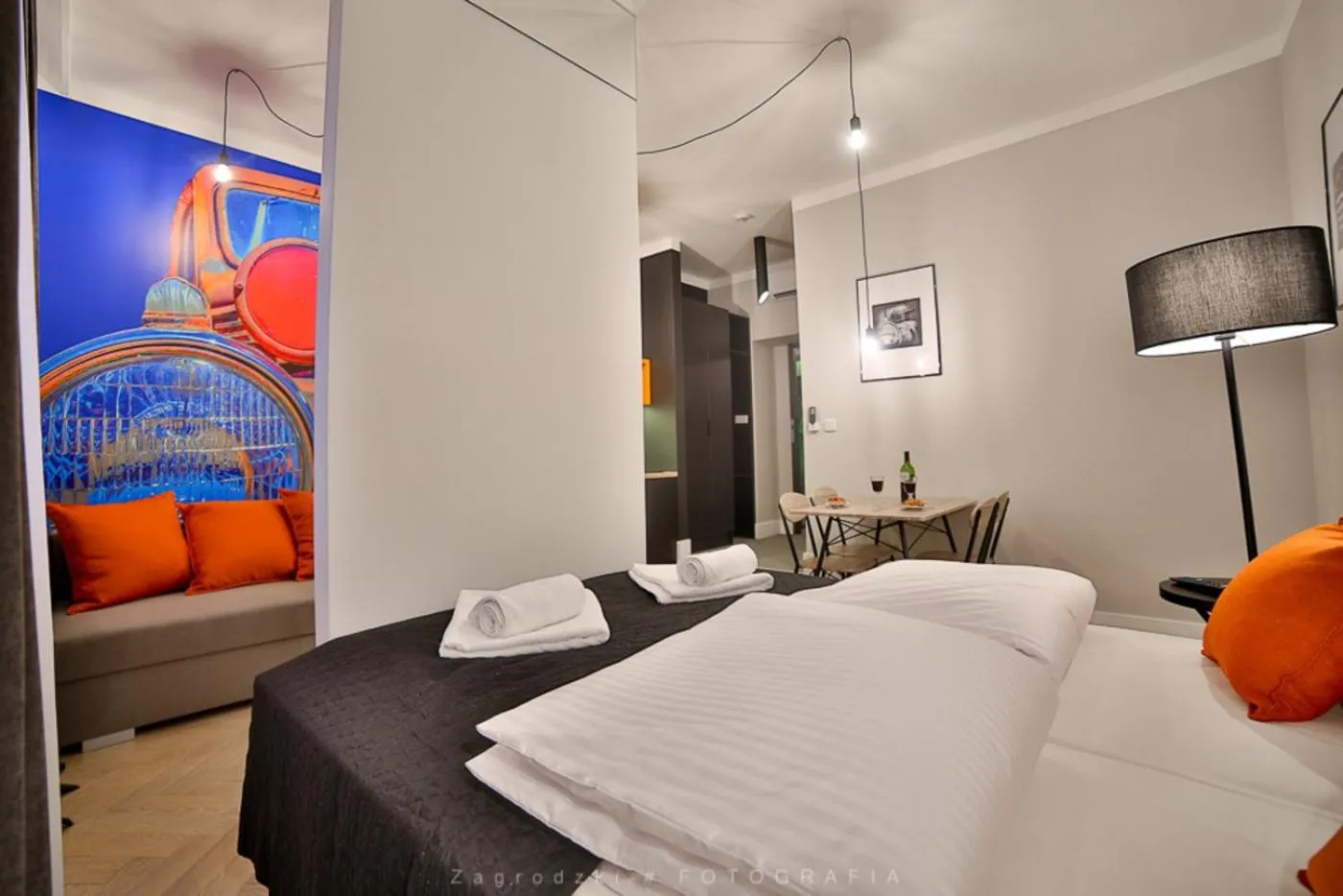 Bed in Saint Thomas Corner - by Upstairs