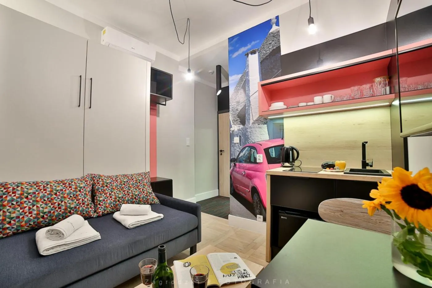 Bed in Saint Thomas Corner - by Upstairs