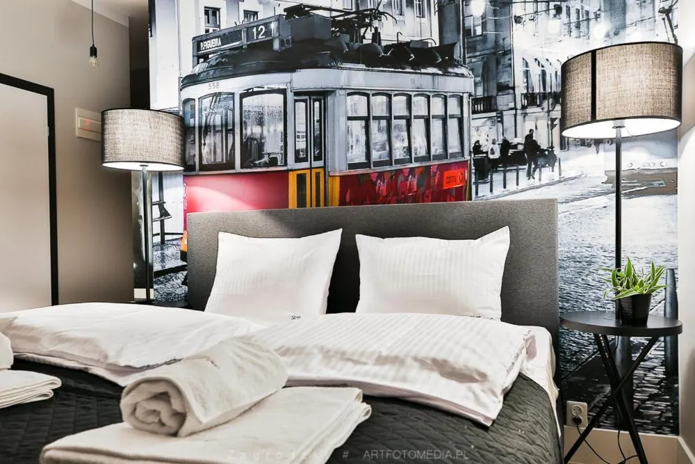 Bed in Saint Thomas Corner - by Upstairs