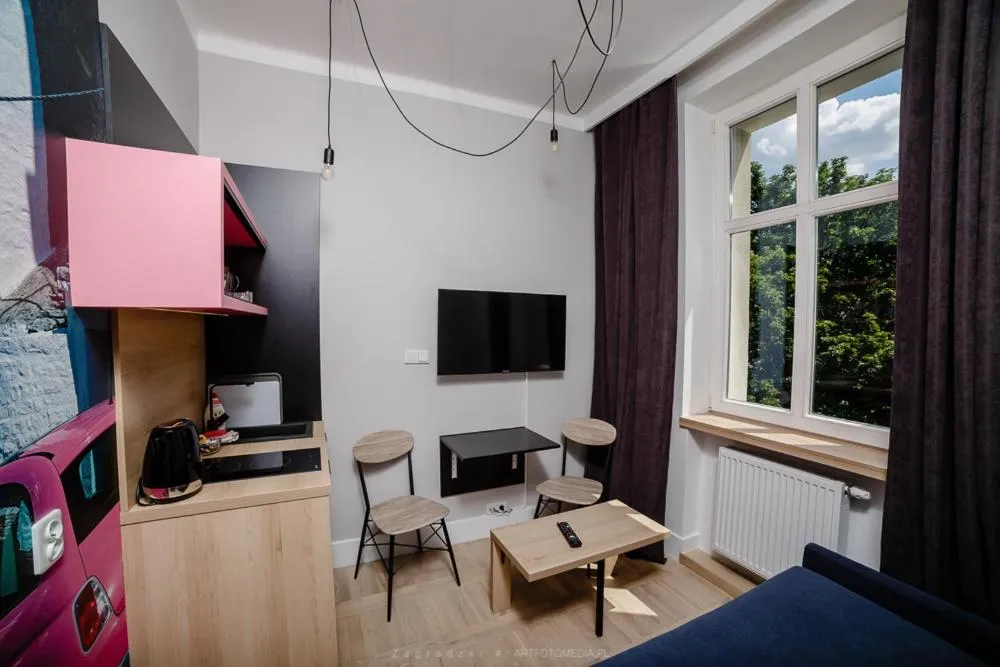 TV and multimedia in Saint Thomas Corner - by Upstairs