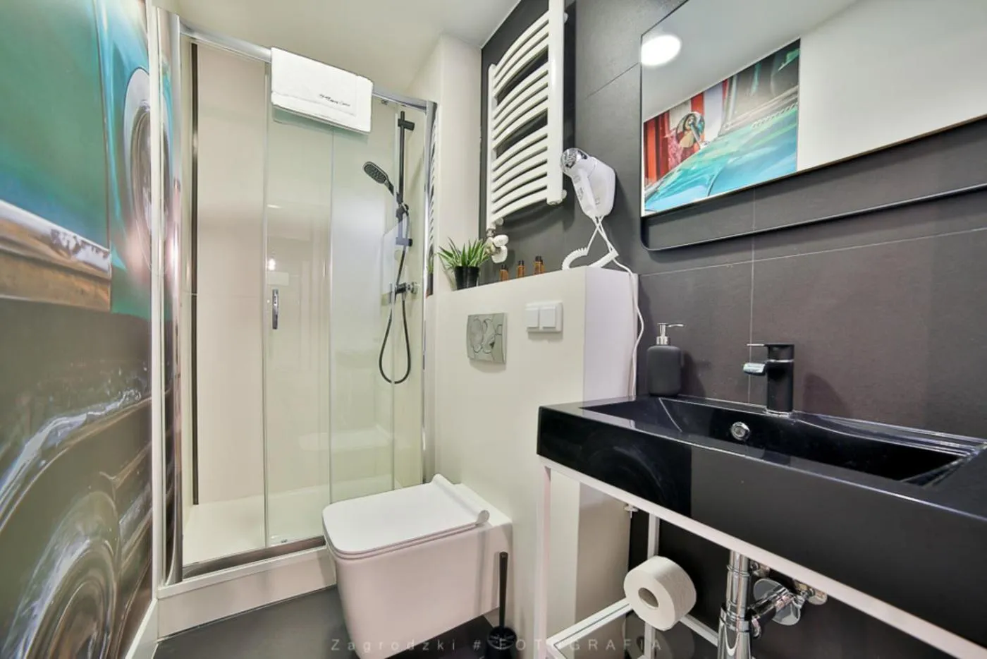 Shower in Saint Thomas Corner - by Upstairs