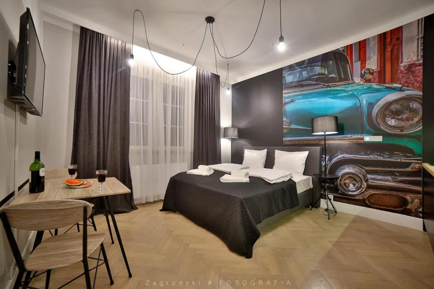 Bed in Saint Thomas Corner - by Upstairs