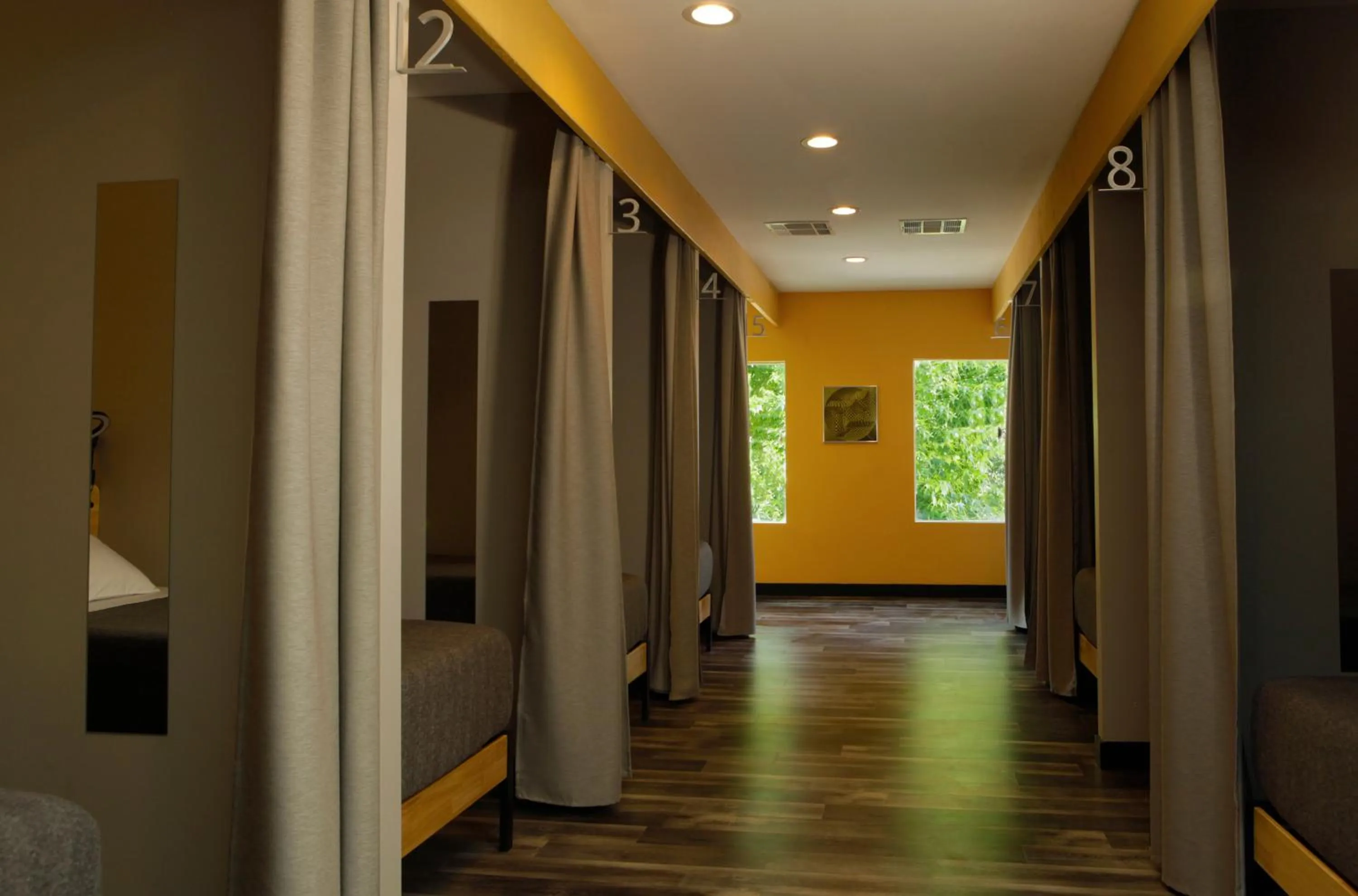 Photo of the whole room in Stay Classy