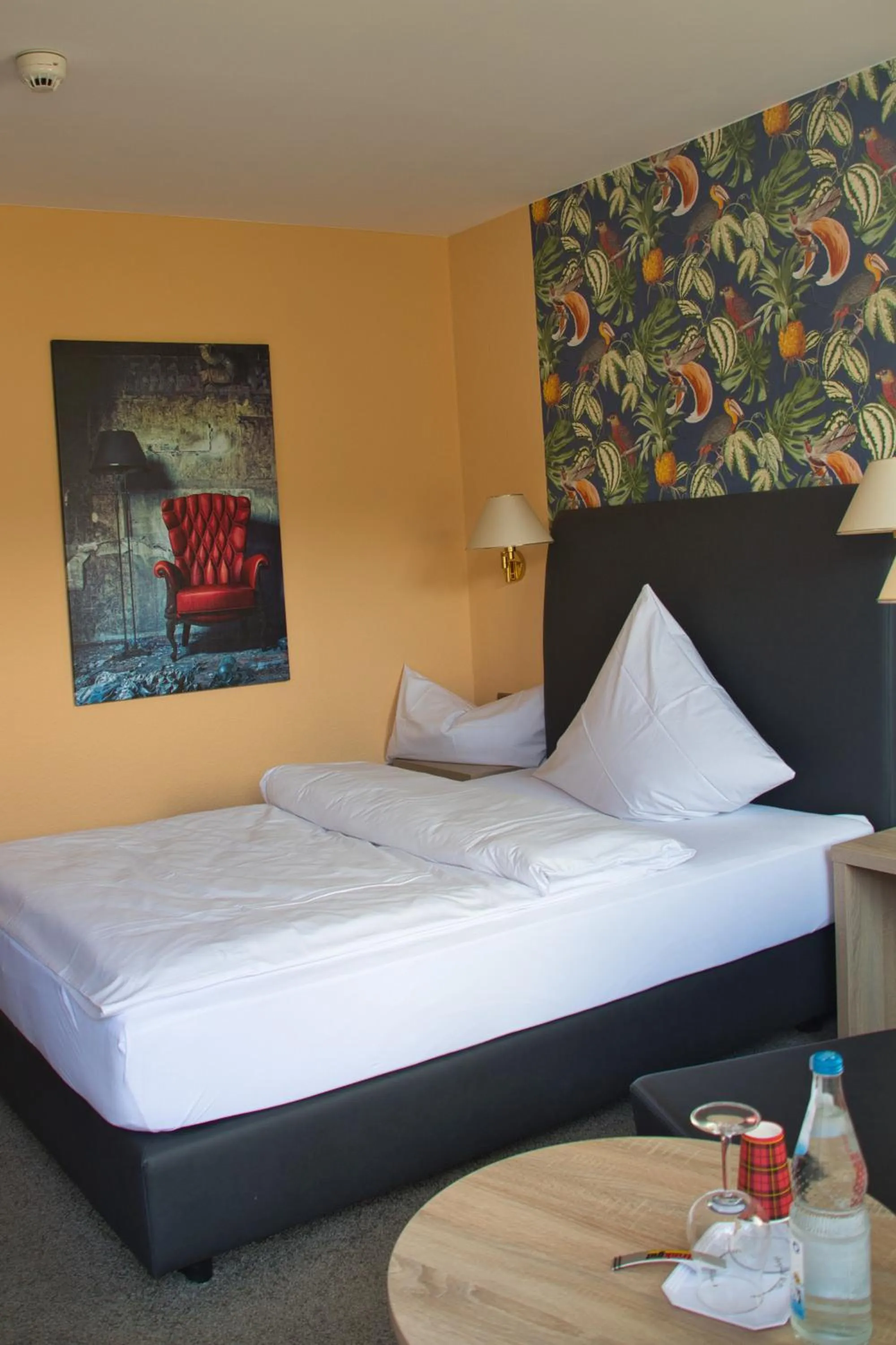 Bed in Hotel Quellenhof