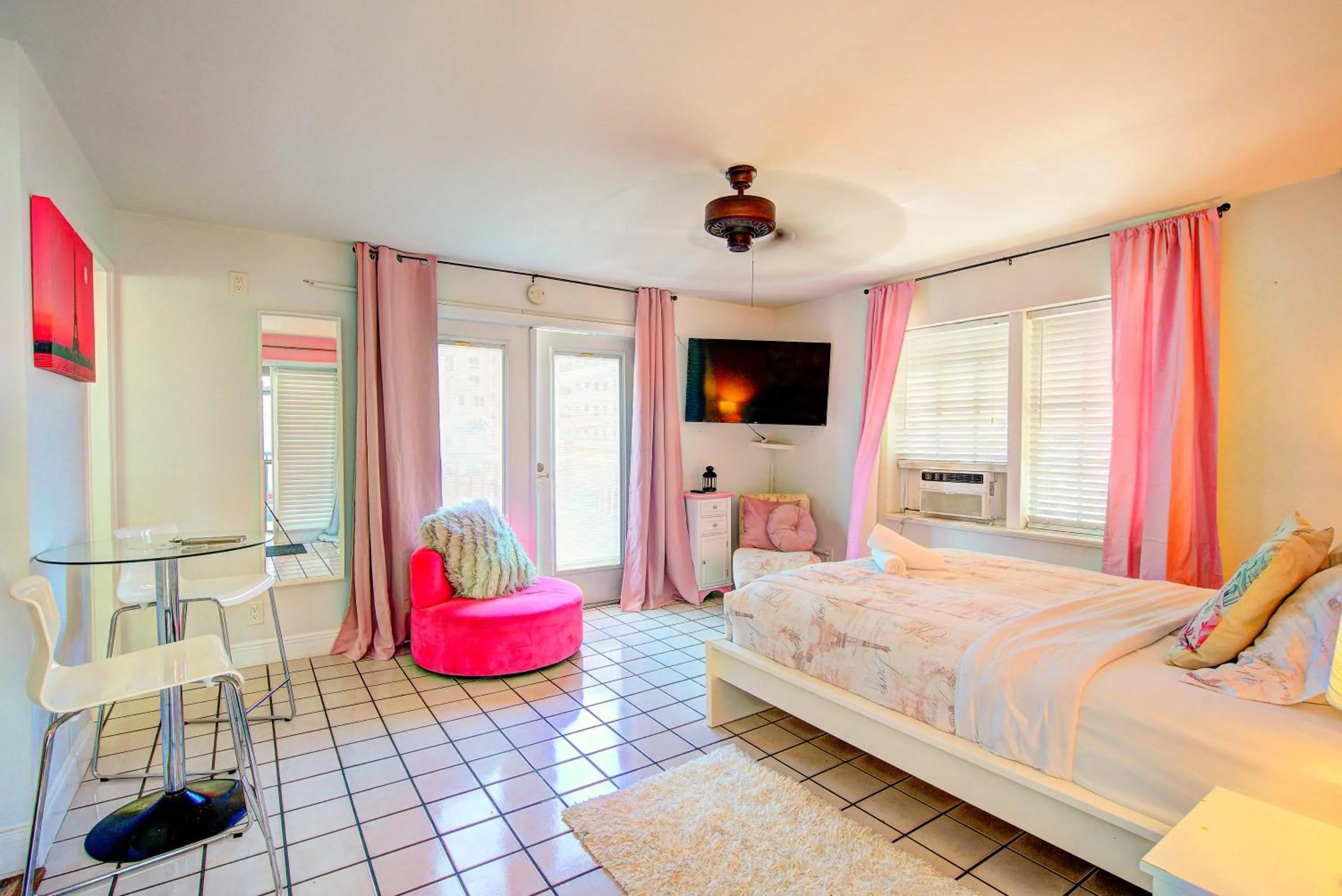 Bed in Little Paris by the ocean self check in