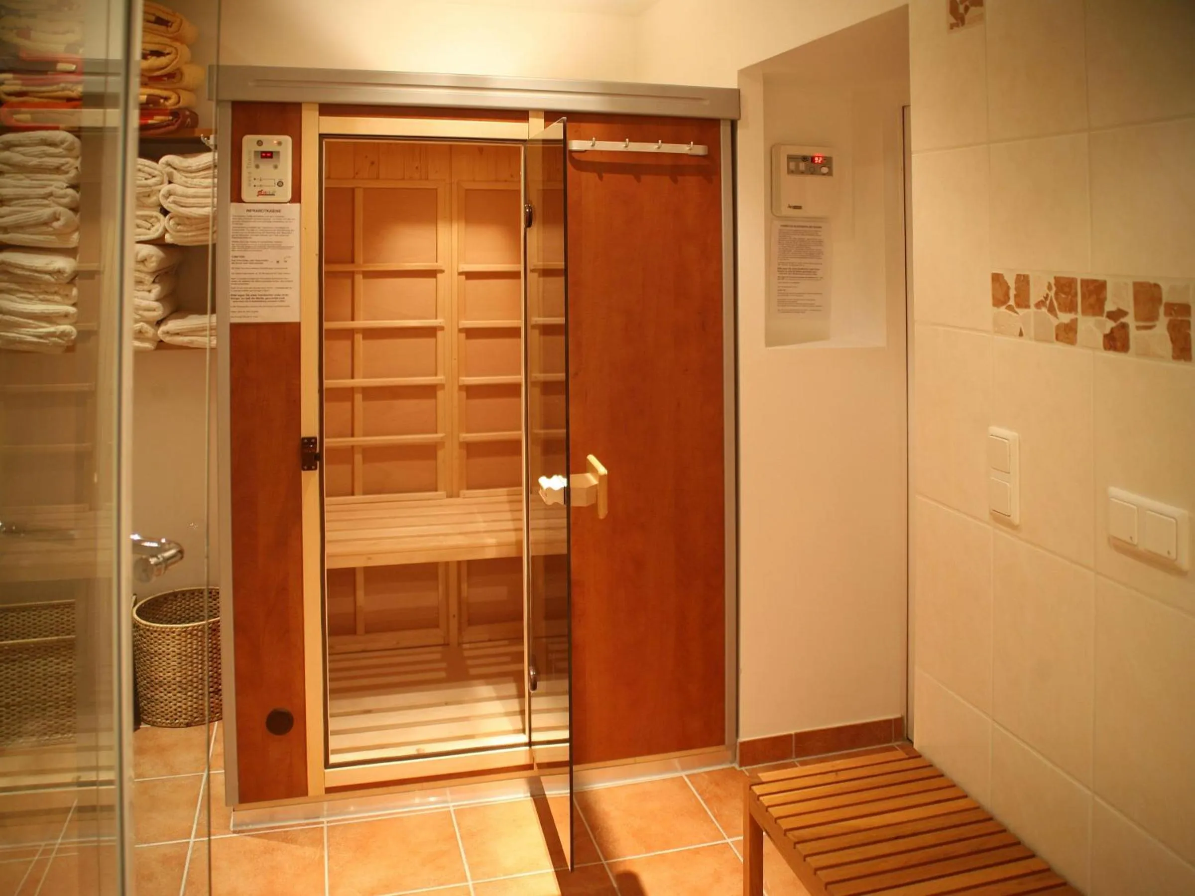 Sauna in Worners Schloss Weingut & Wellness-Hotel