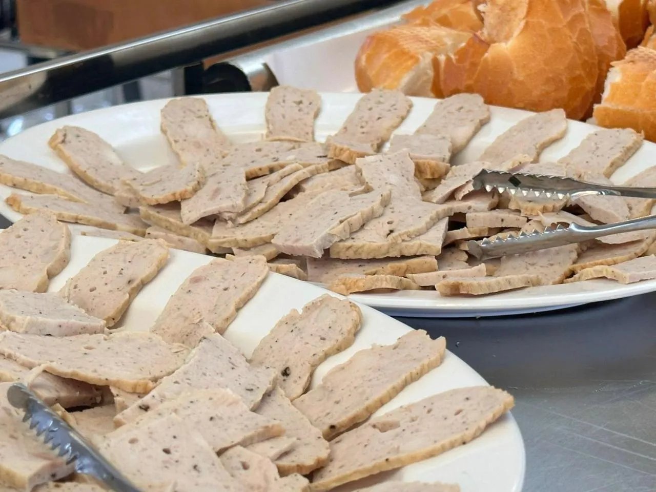 Food and drinks in Guava Hill Boutique Hotel